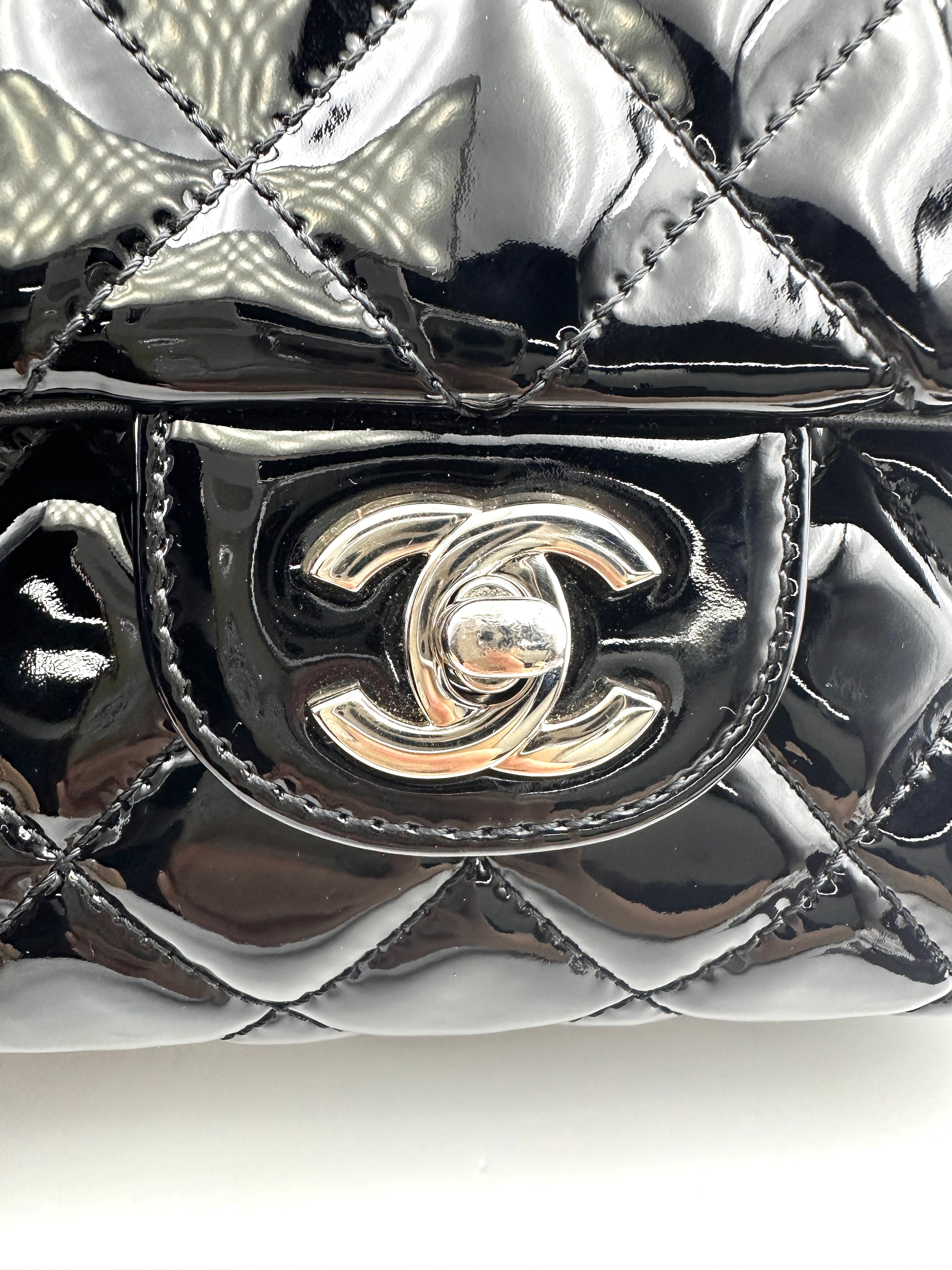 Chanel Black Quilted Patent Leather Shoulder Bag With Silver Buckle(22***64) CC1920