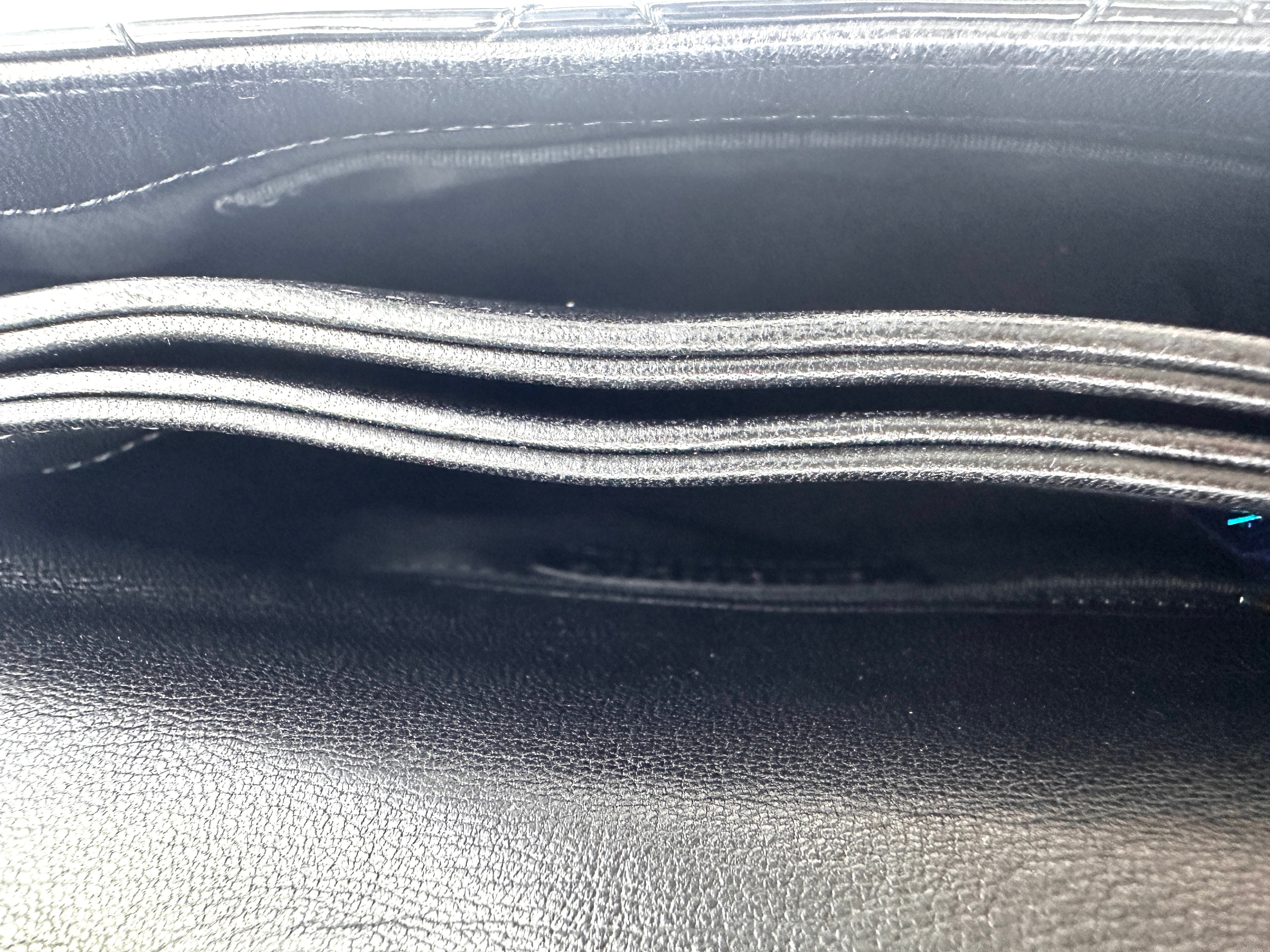 Chanel Black Quilted Patent Leather Shoulder Bag With Silver Buckle(22***64) CC1920