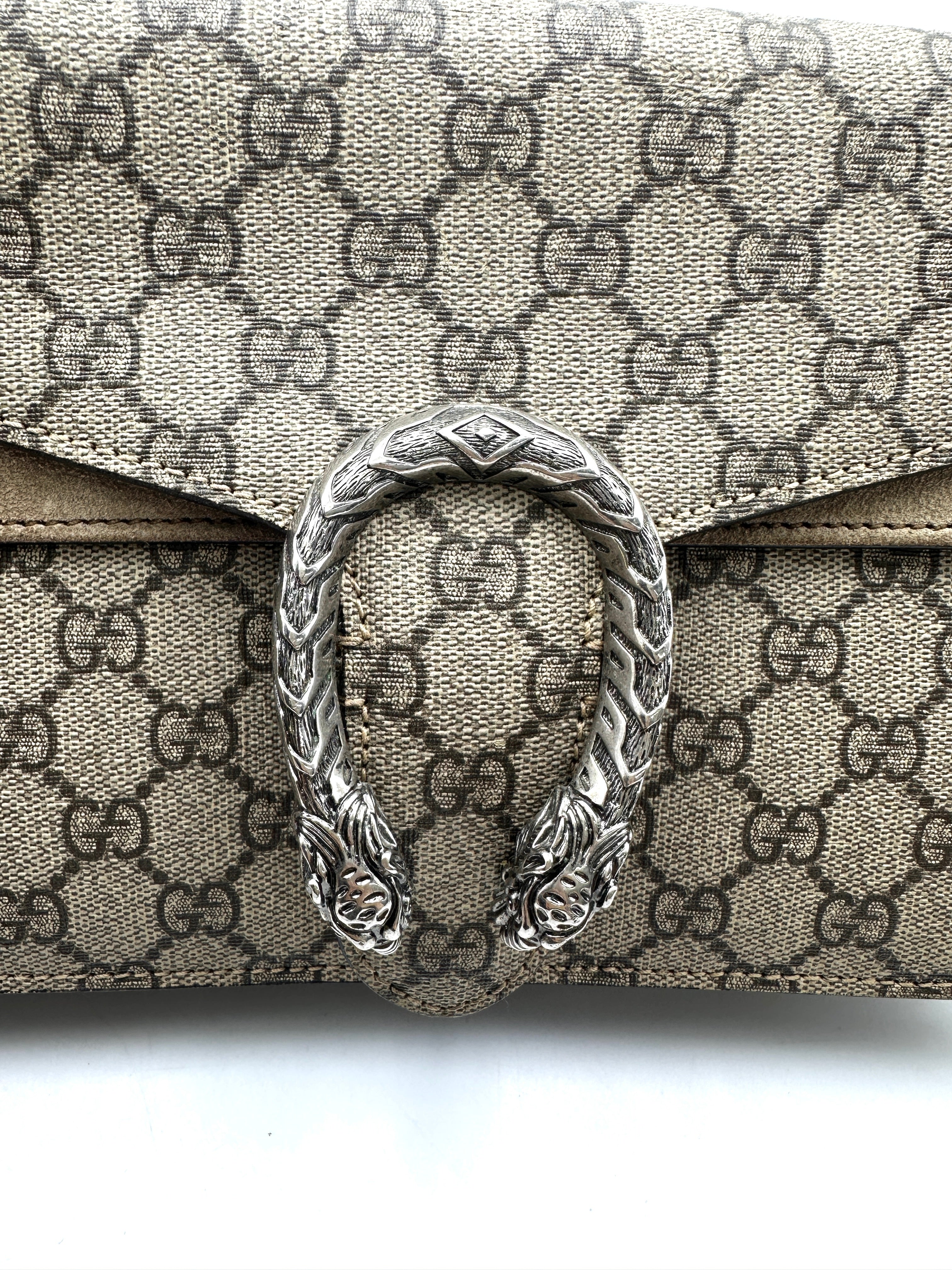 Gucci Dionysus GG Supreme Canvas Medium Size Shoulder Bag With Brown Trim GG943