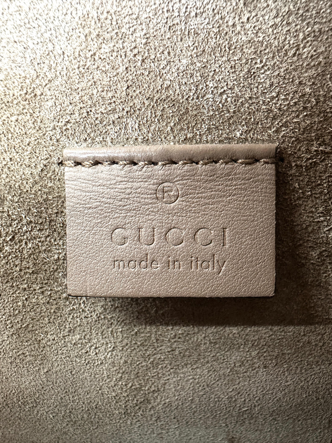 Gucci Dionysus GG Supreme Canvas Medium Size Shoulder Bag With Brown Trim GG943