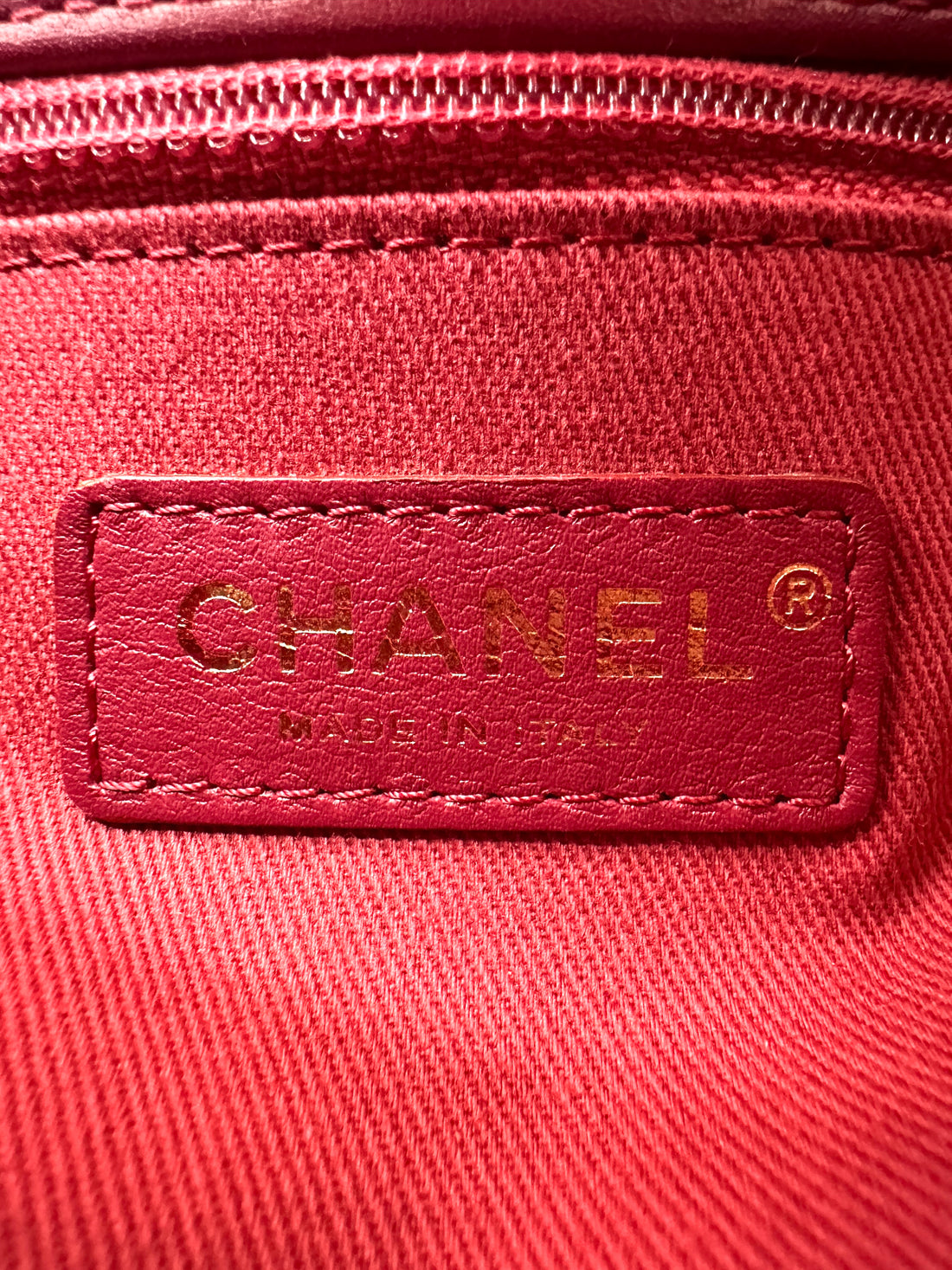 Chanel CoCo Handle Red Chevron Quilted Leather Small Size Shoulder Bag(26***49) CC1915