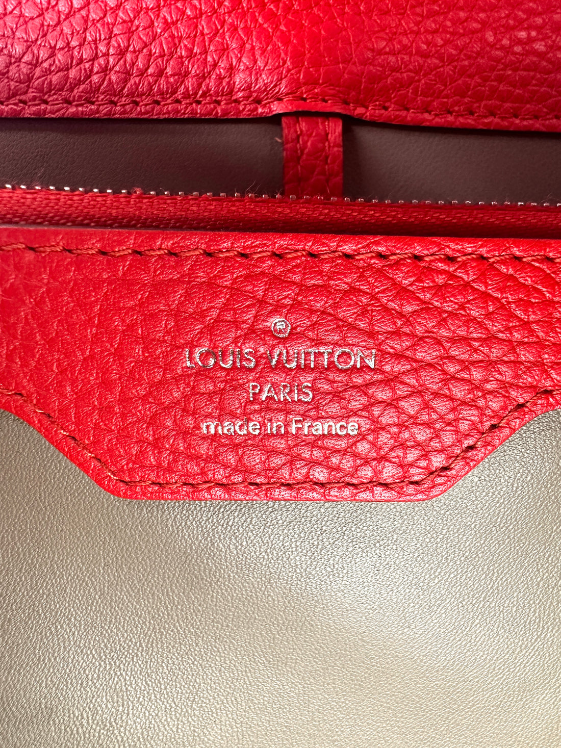 Louis Vuitton Capucines Red Leather Handle Bag LV2677