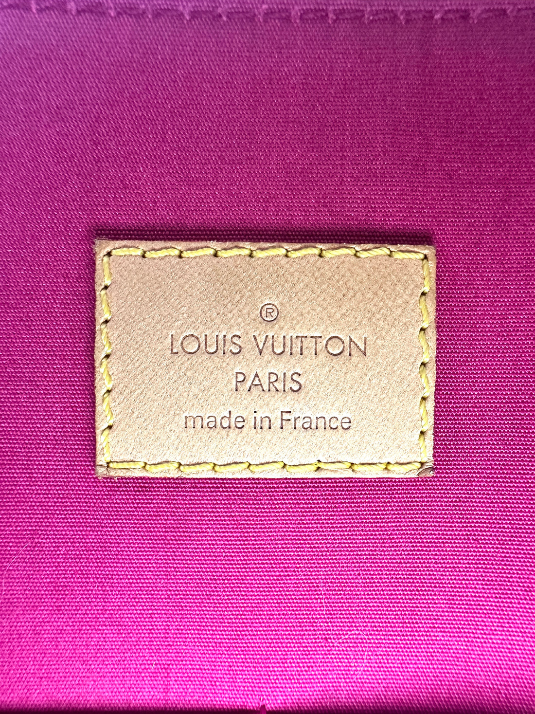 Louis Vuitton Alma Red Monogram Vernis Leather Handle Bag LV2680