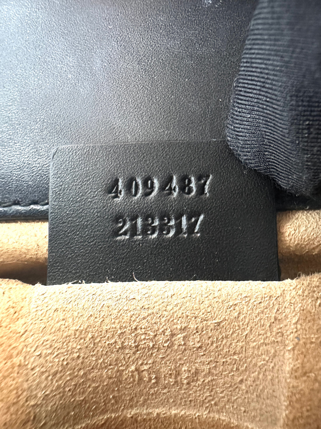 Gucci Padlock Black  Guccissima Leather Shoulder Bag GG949