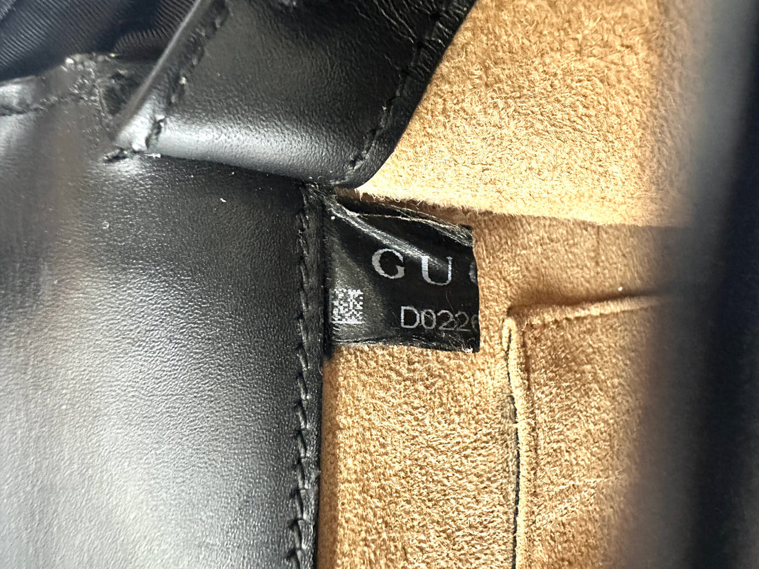 Gucci Sylvie Black Leather Small Size Shoulder Bag With Gold Butterfly & Lion Head Hardware GG955