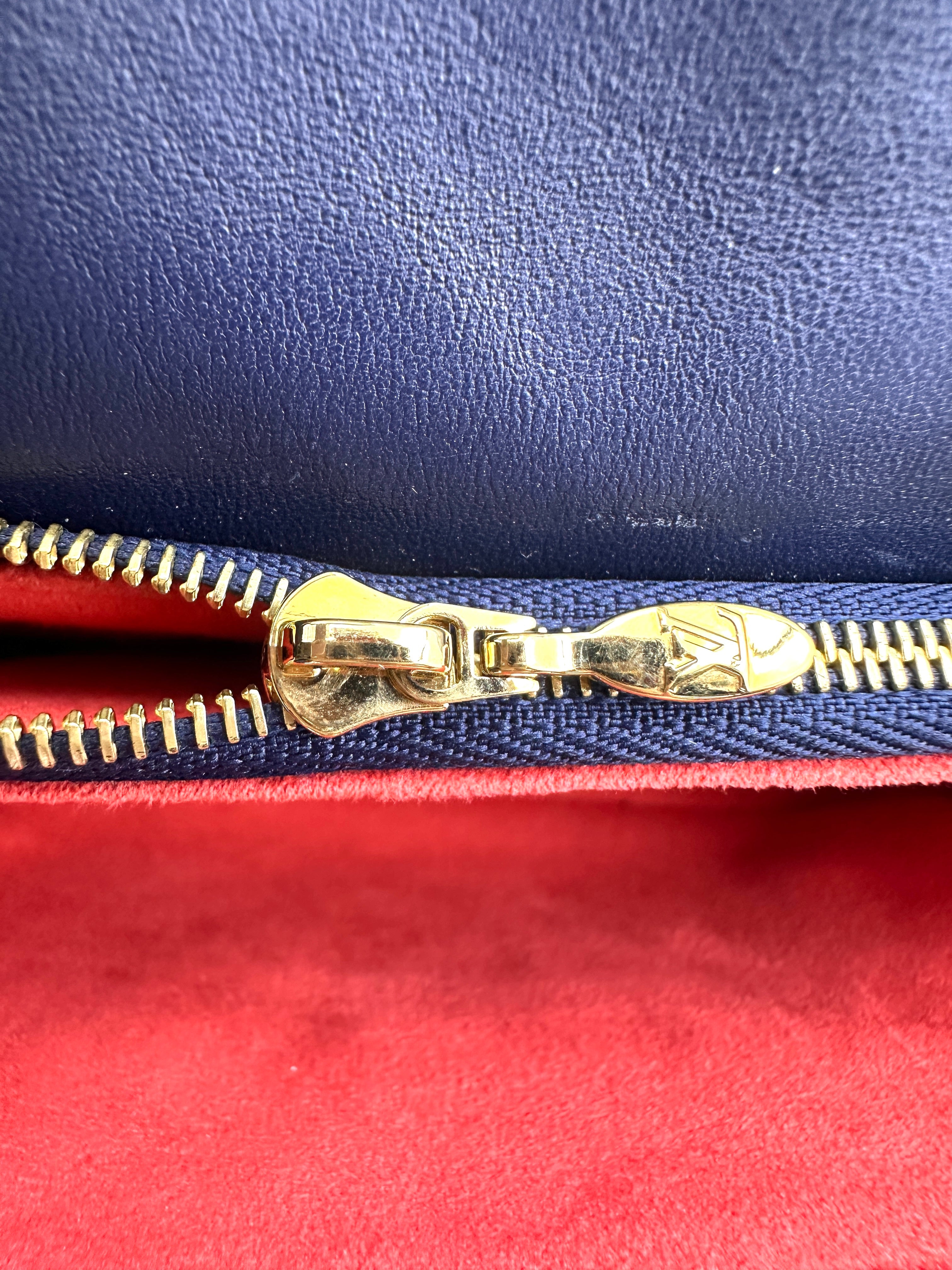 Louis Vuitton New Wave Coussin Rainbow Monogram Embossed Leather Wallet On Chain LV2693