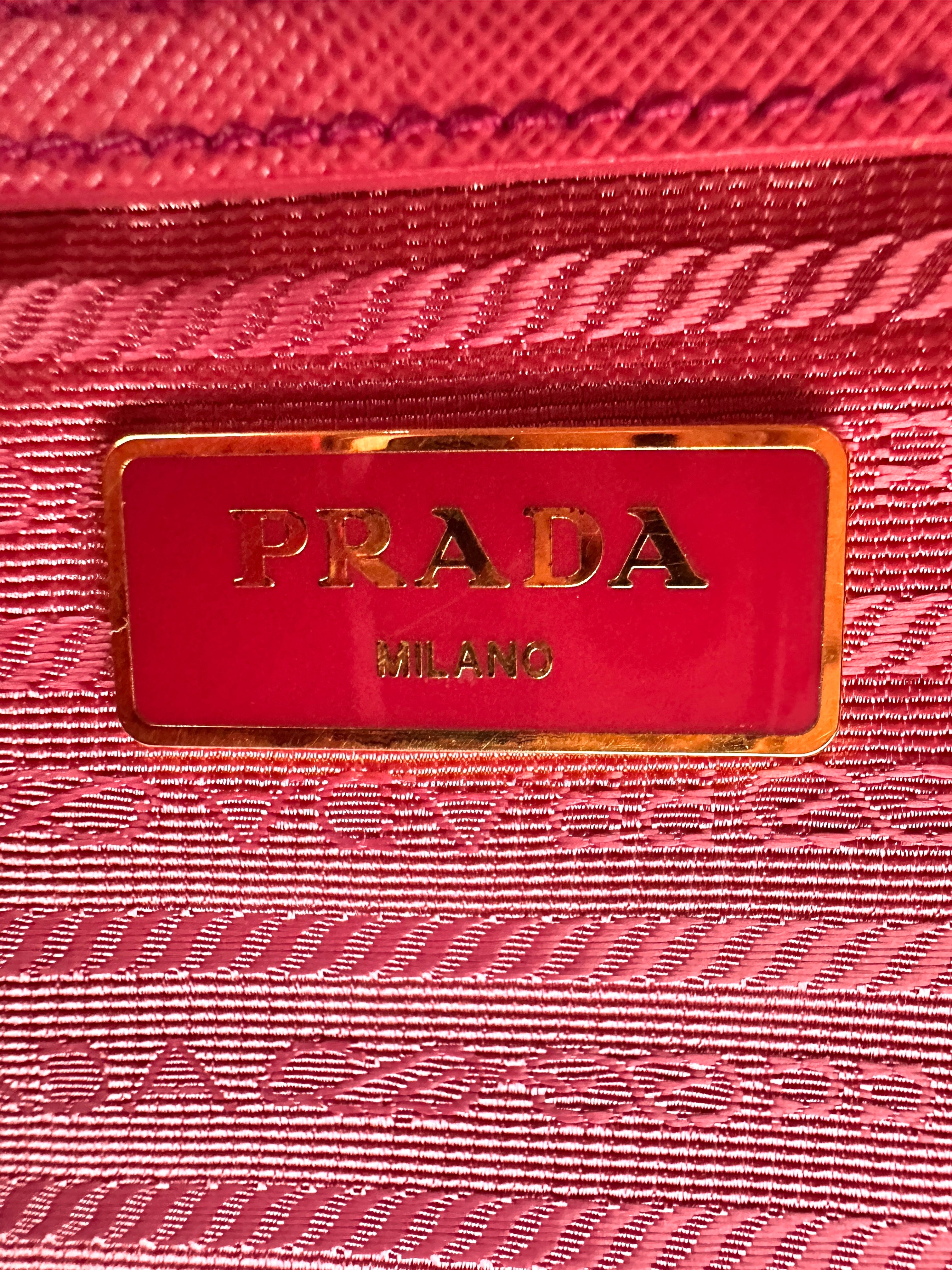 Prada Galleria Pink Saffiano Leather Handle Bag PR319-1