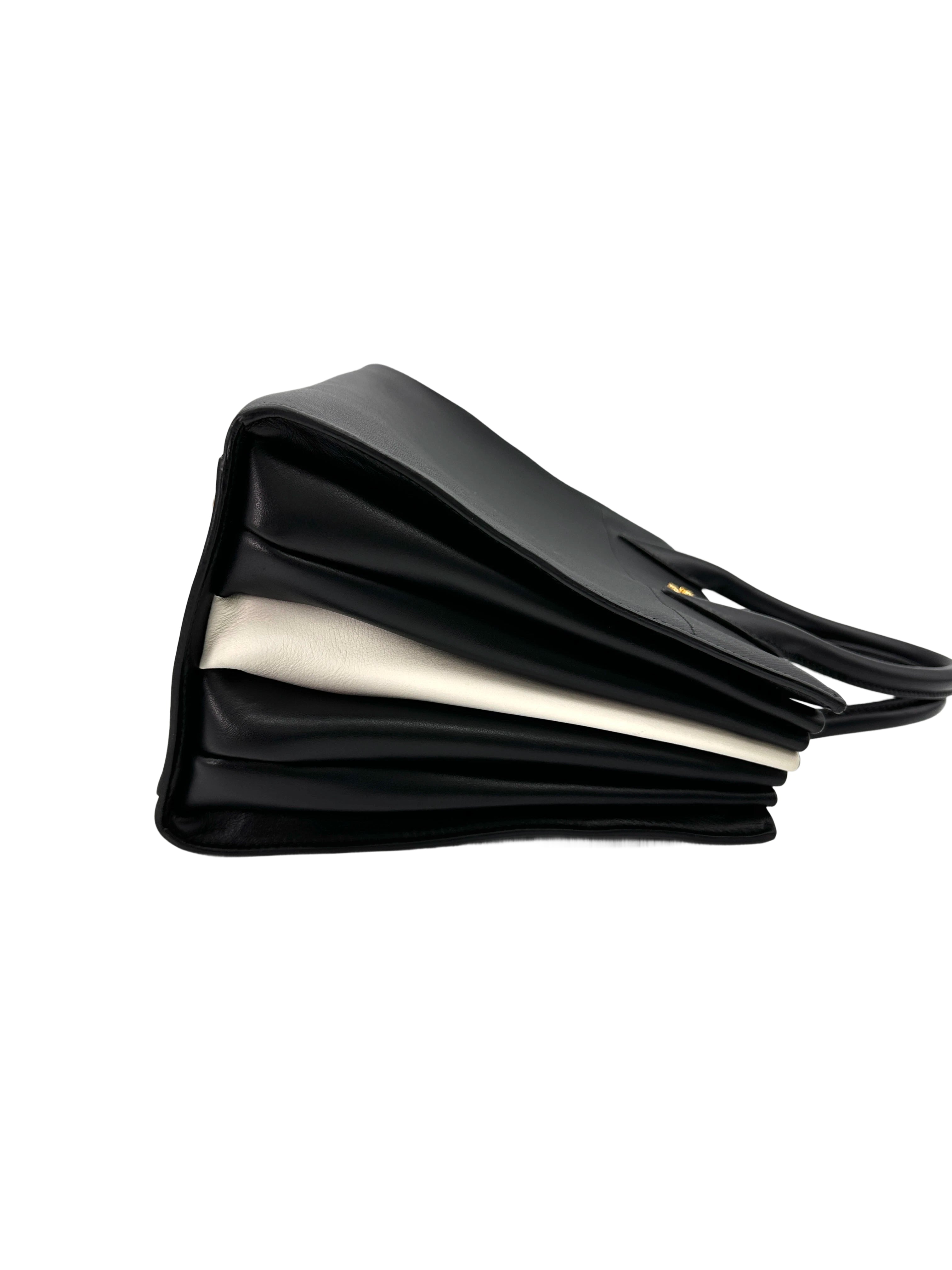 Prada Galleria Black Saffiano Leather Handle Bag PR320
