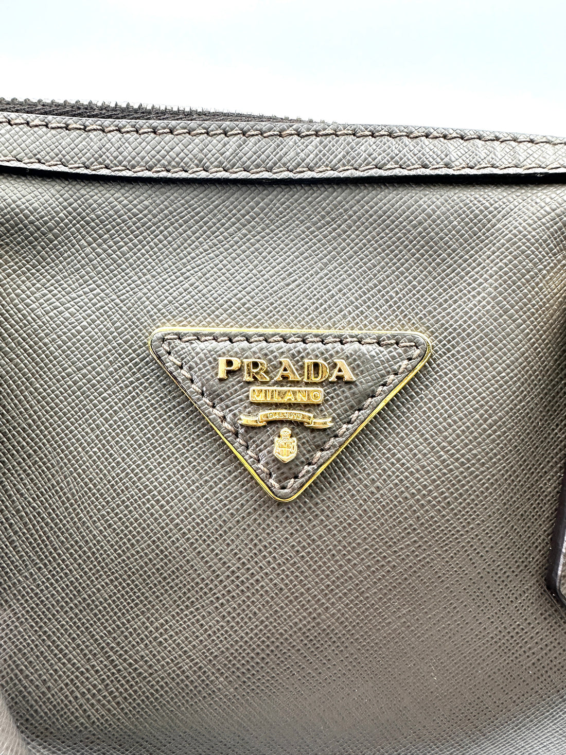 Prada Galleria Grey Saffiano Leather Handle Bag PR316