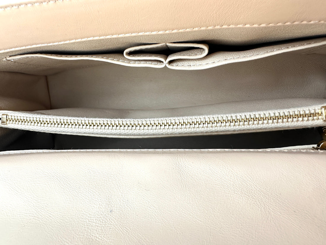 Chanel CoCo Handle Beige Chevron Quilted Leather Shoulder Bag(25***26) CC1930