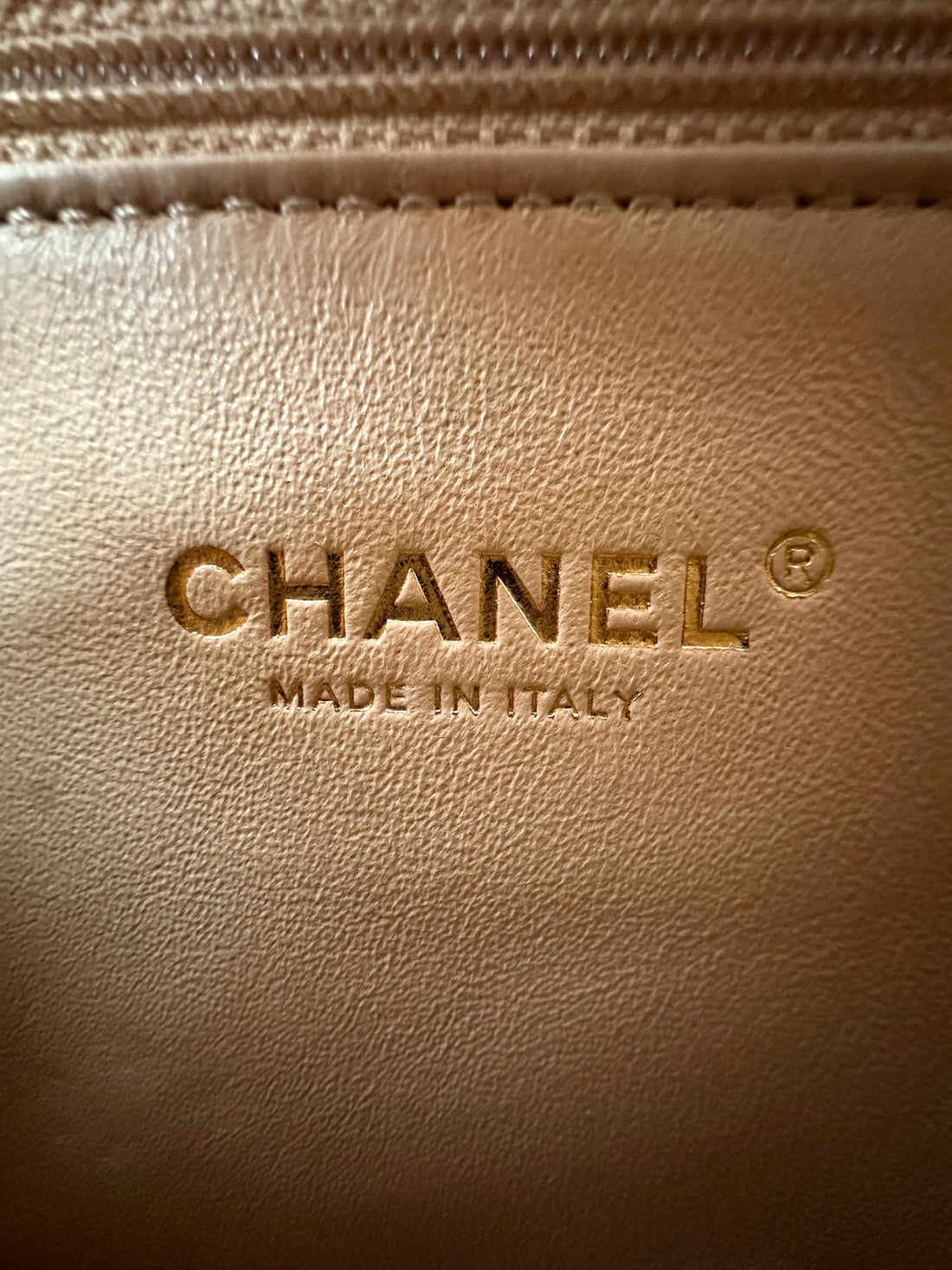 Chanel CoCo Handle Beige Chevron Quilted Leather Shoulder Bag(25***26) CC1930
