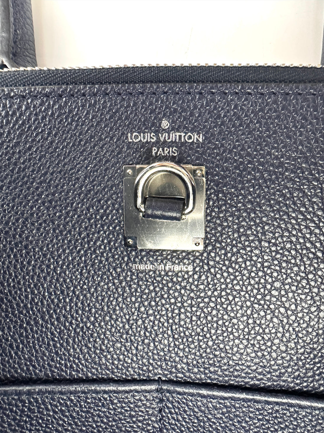 Louis Vuitton City Steamer Black Grained Leather Handle Bag LV2697