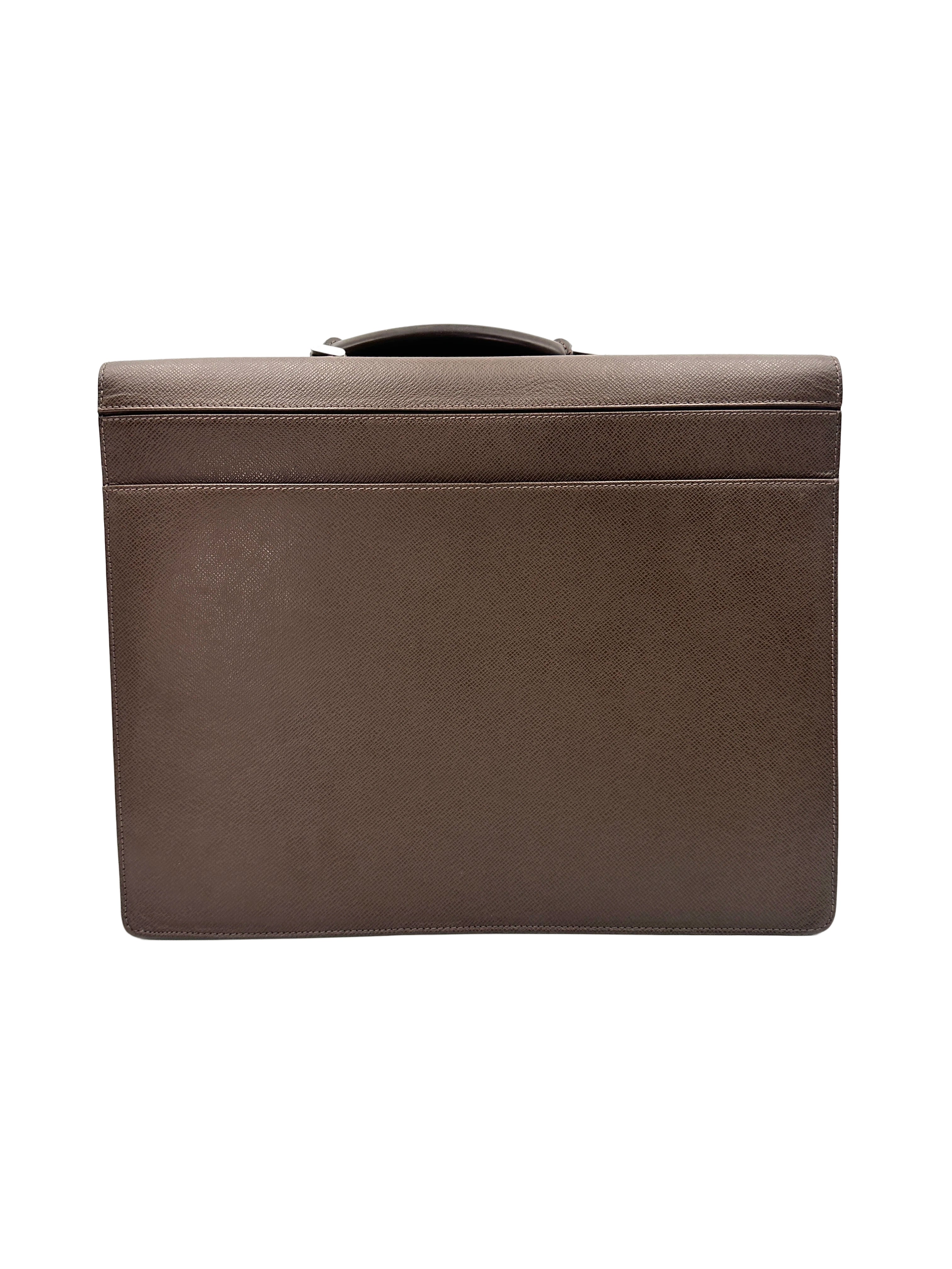 Louis Vuitton Brown Taiga Leather Handle Bag LV2690