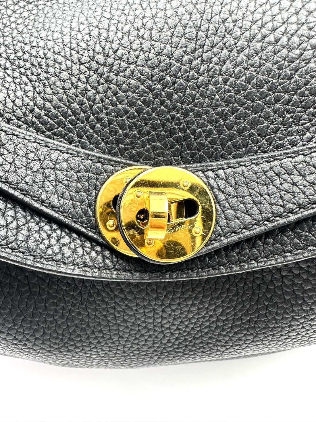Hermes Lindy26 Black Clemence Leather Handle Bag HR107