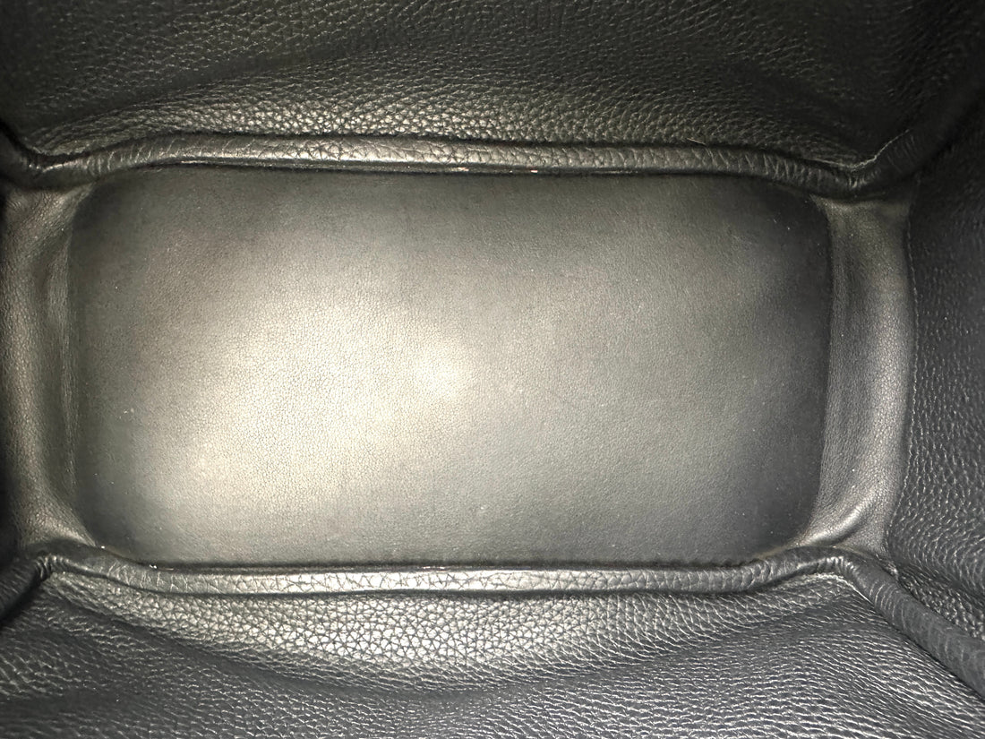 Hermes Lindy26 Black Clemence Leather Handle Bag HR107