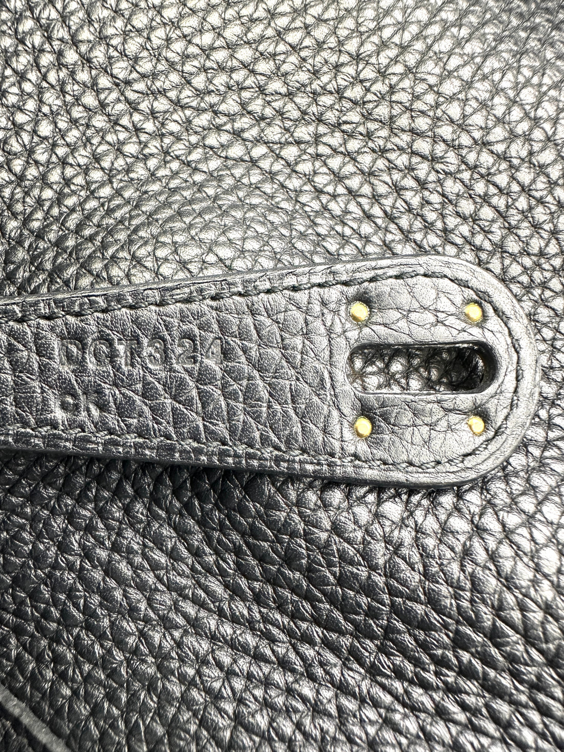Hermes Lindy26 Black Clemence Leather Handle Bag HR107