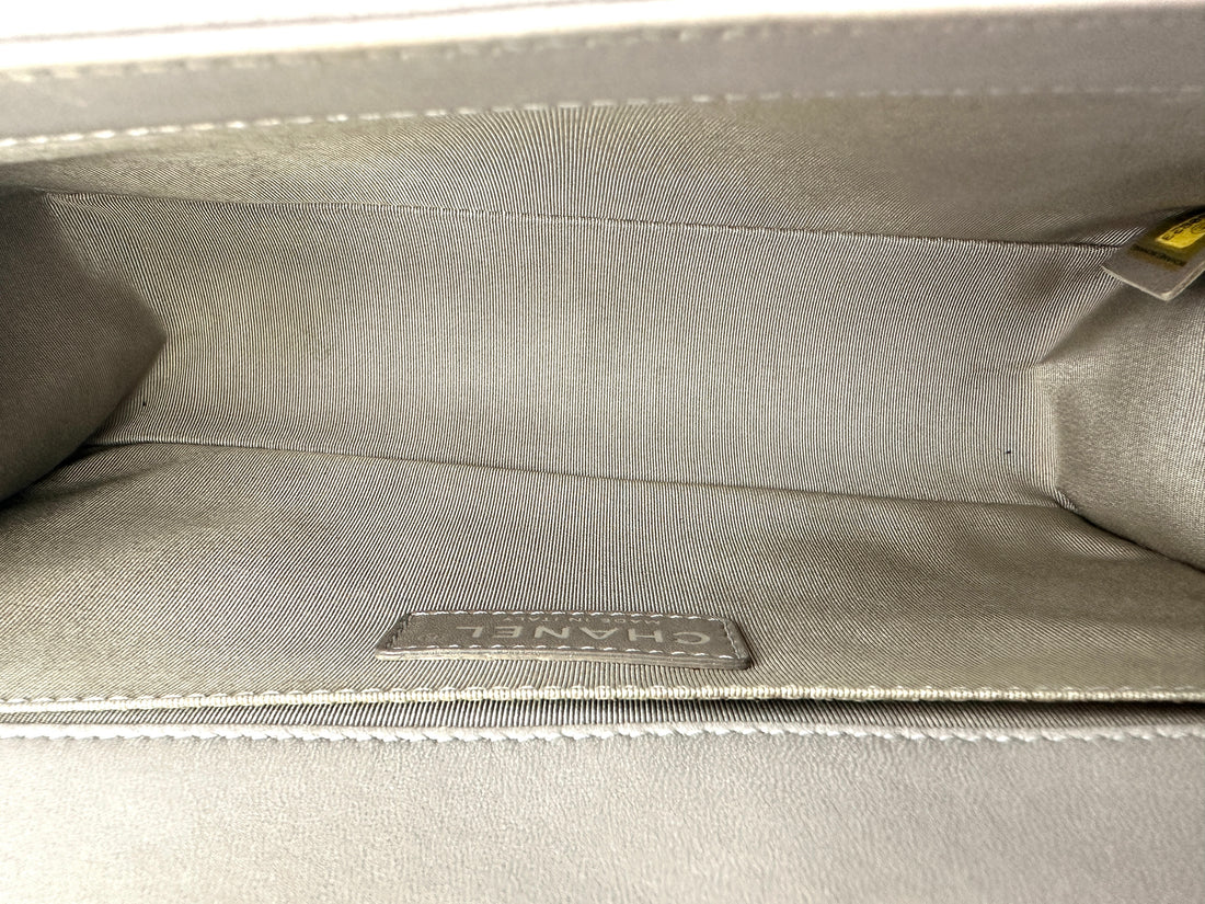 Chanel LeBoy Grey Quilted Leather Medium Size Flap Bag With Silver Buckle(18***23) CC1922
