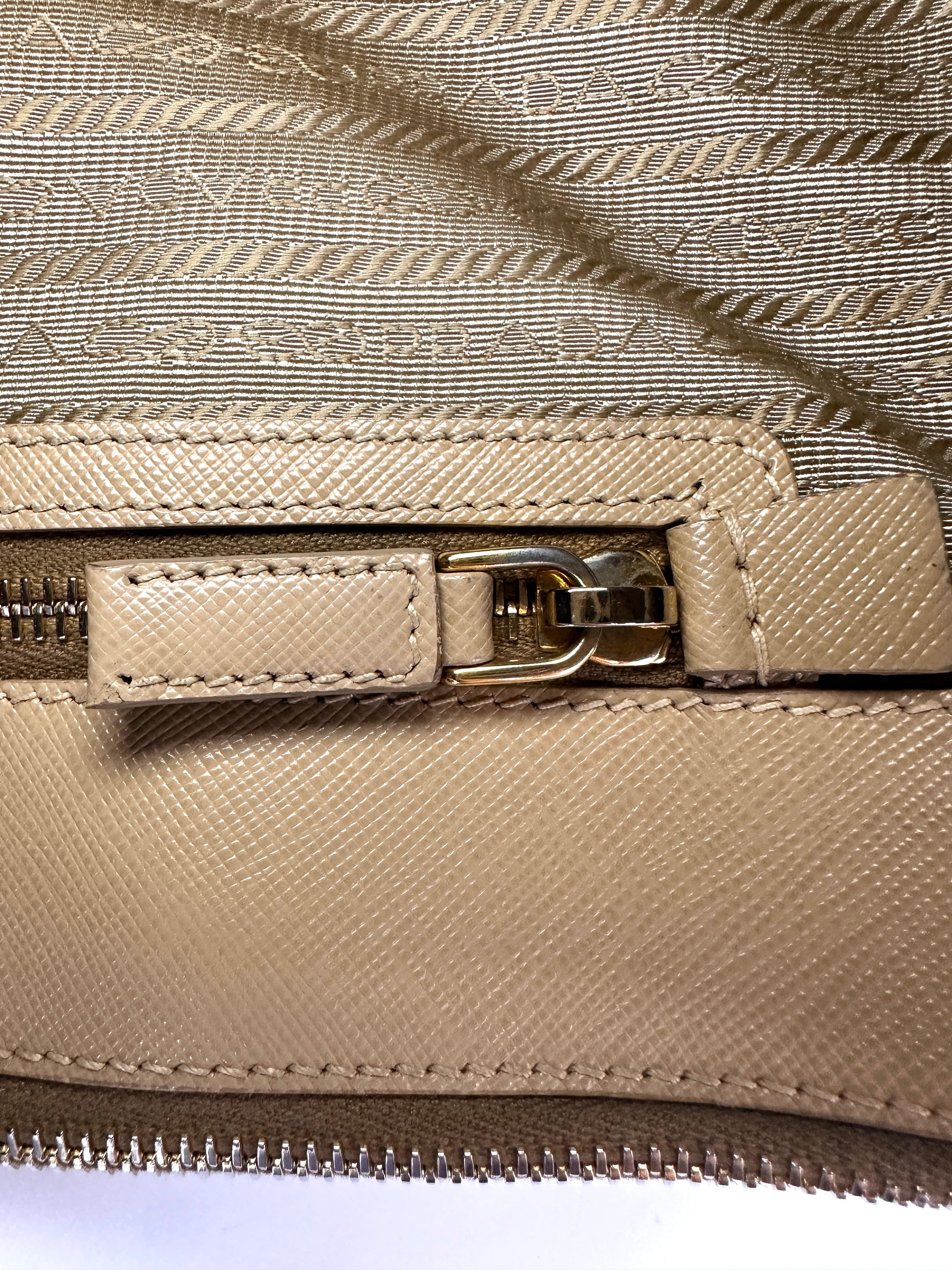 Prada Galleria Beige Saffiano Leather Handle Bag PR319