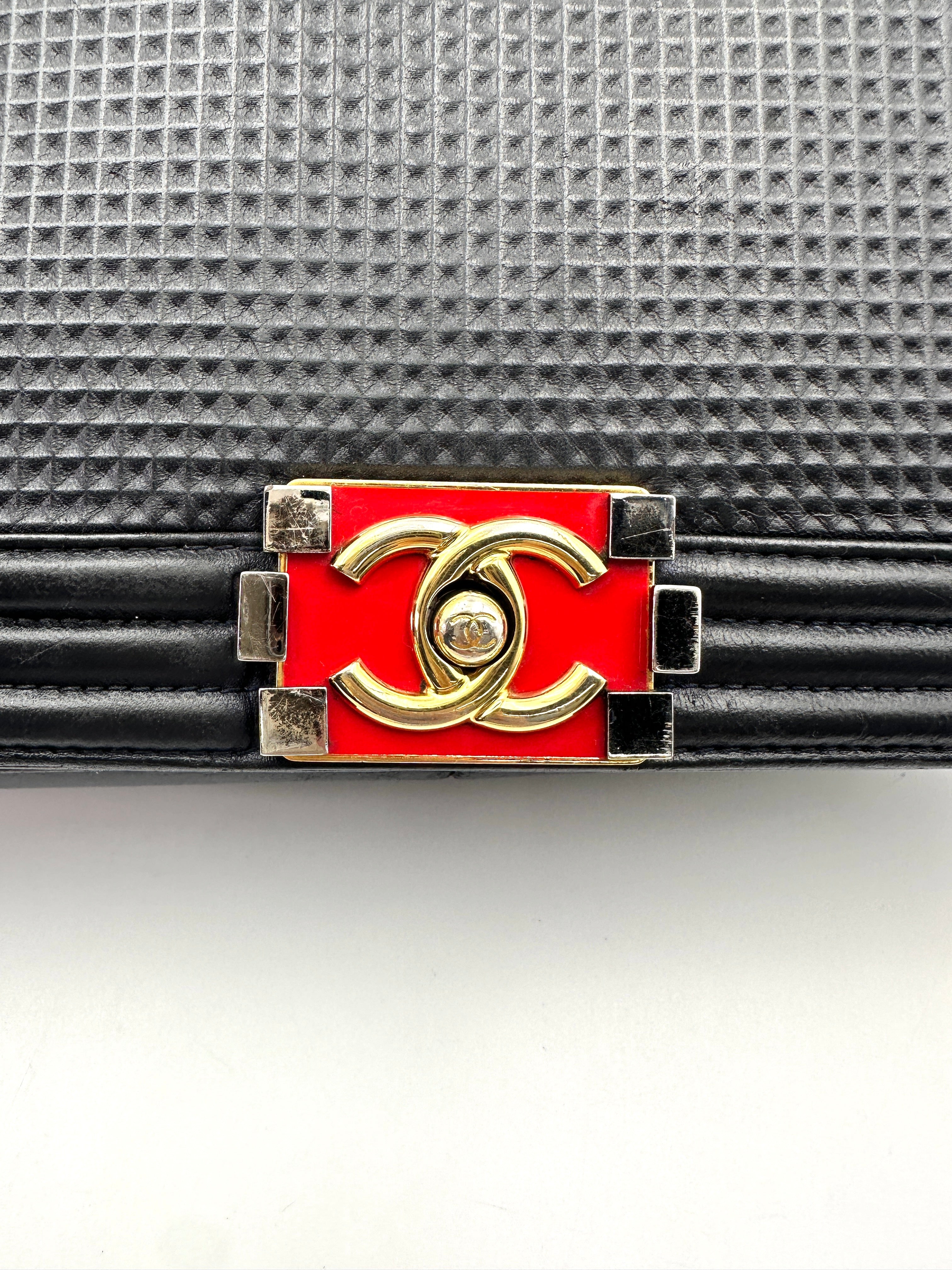 Chanel LeBoy Navy Cube Embossed Flap Bag(18***00) CC1926