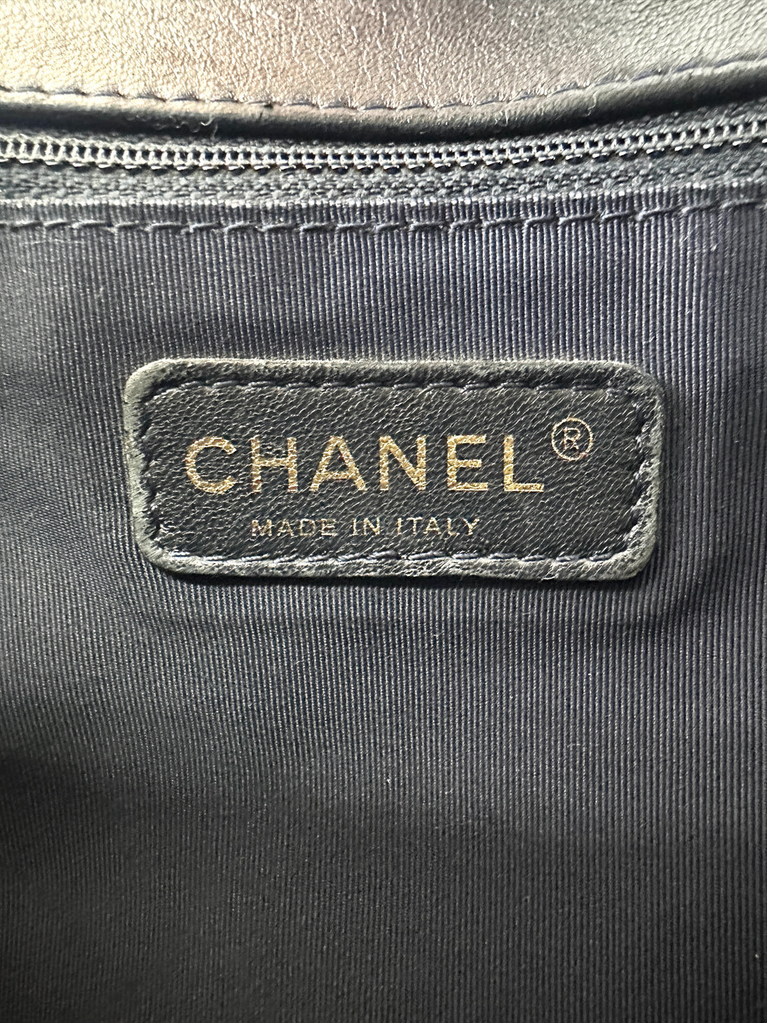 Chanel LeBoy Navy Cube Embossed Flap Bag(18***00) CC1926