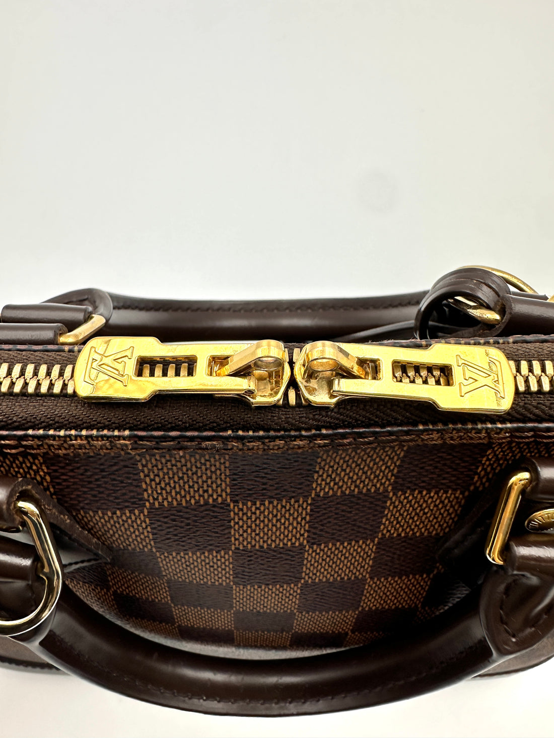Louis Vuitton Alma Damier Ebene Handle Bag LV2695