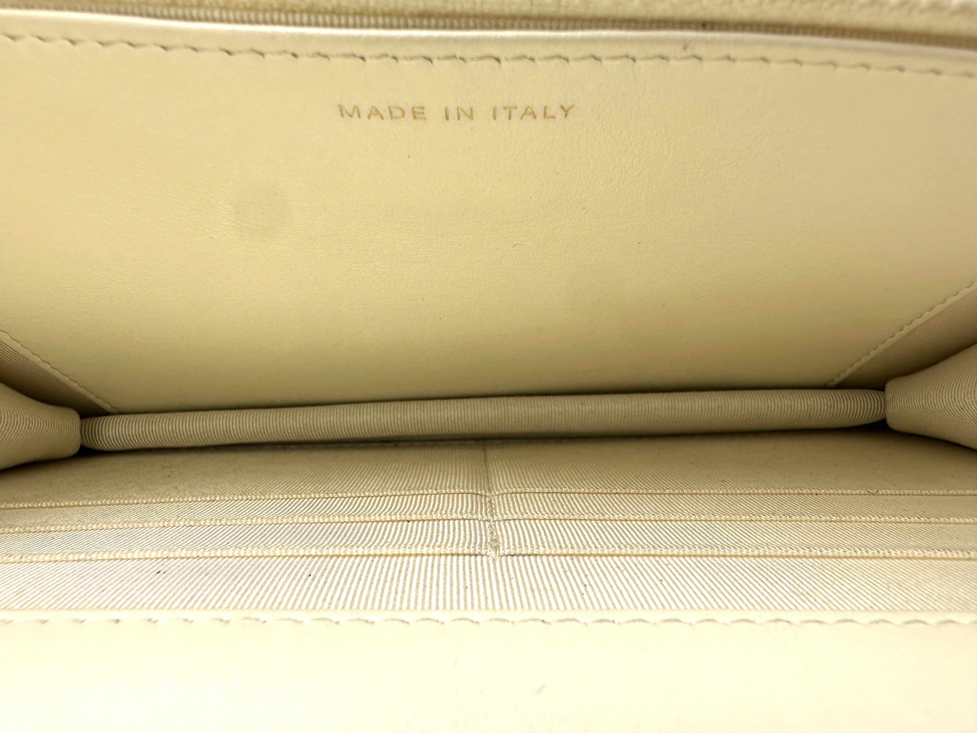 Chanel 2.55 Reissue White Quilted Calfskin Wallet On Chain(J8***16) CC1931