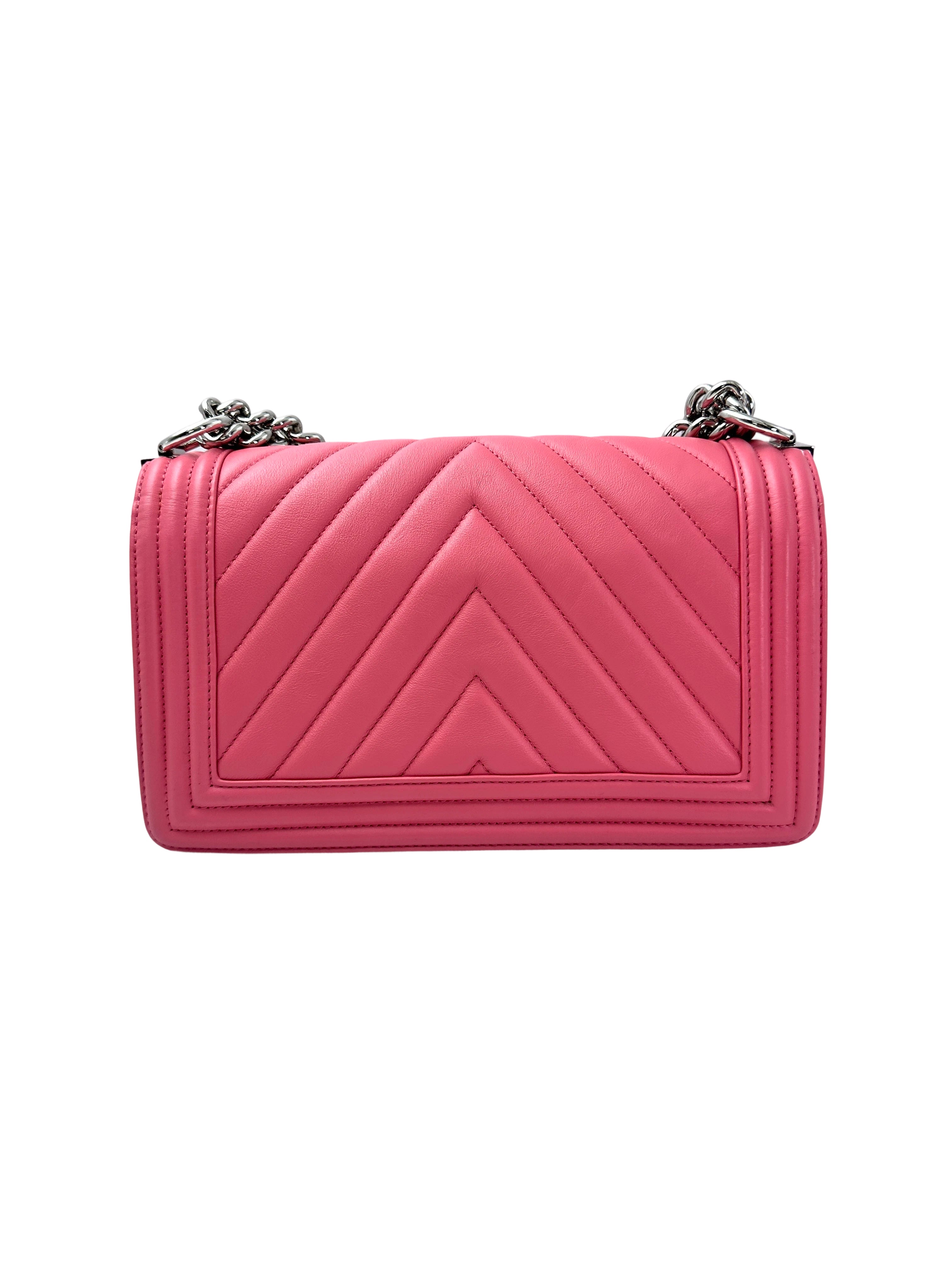 Chanel LeBoy Pink Chevron Quilted Leather Medium Size Flap Bag With Silver Buckle(22***50) CC1932