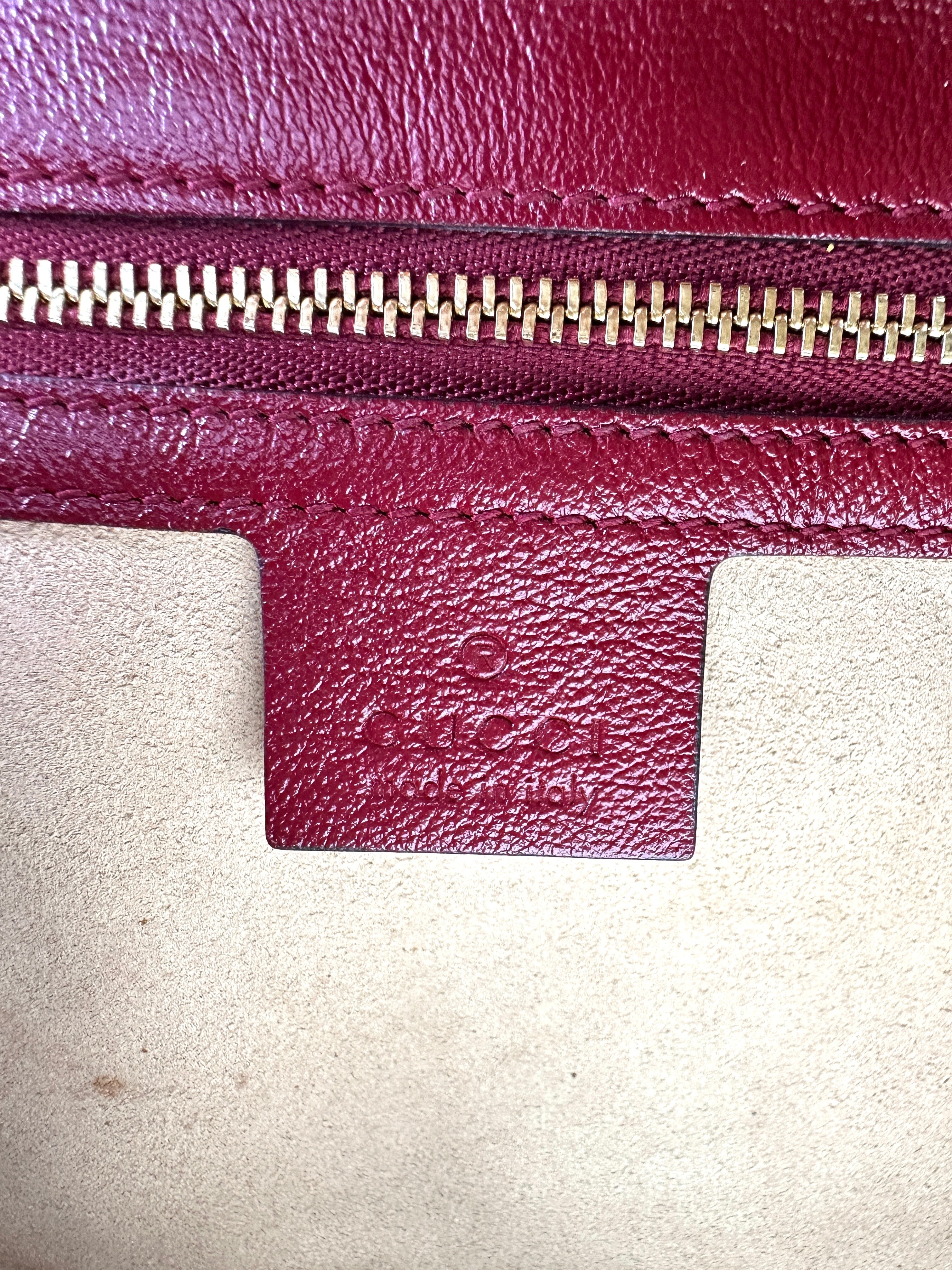 Gucci GG Marmont Beige Canvas Shoulder Bag With Red Trim GG957