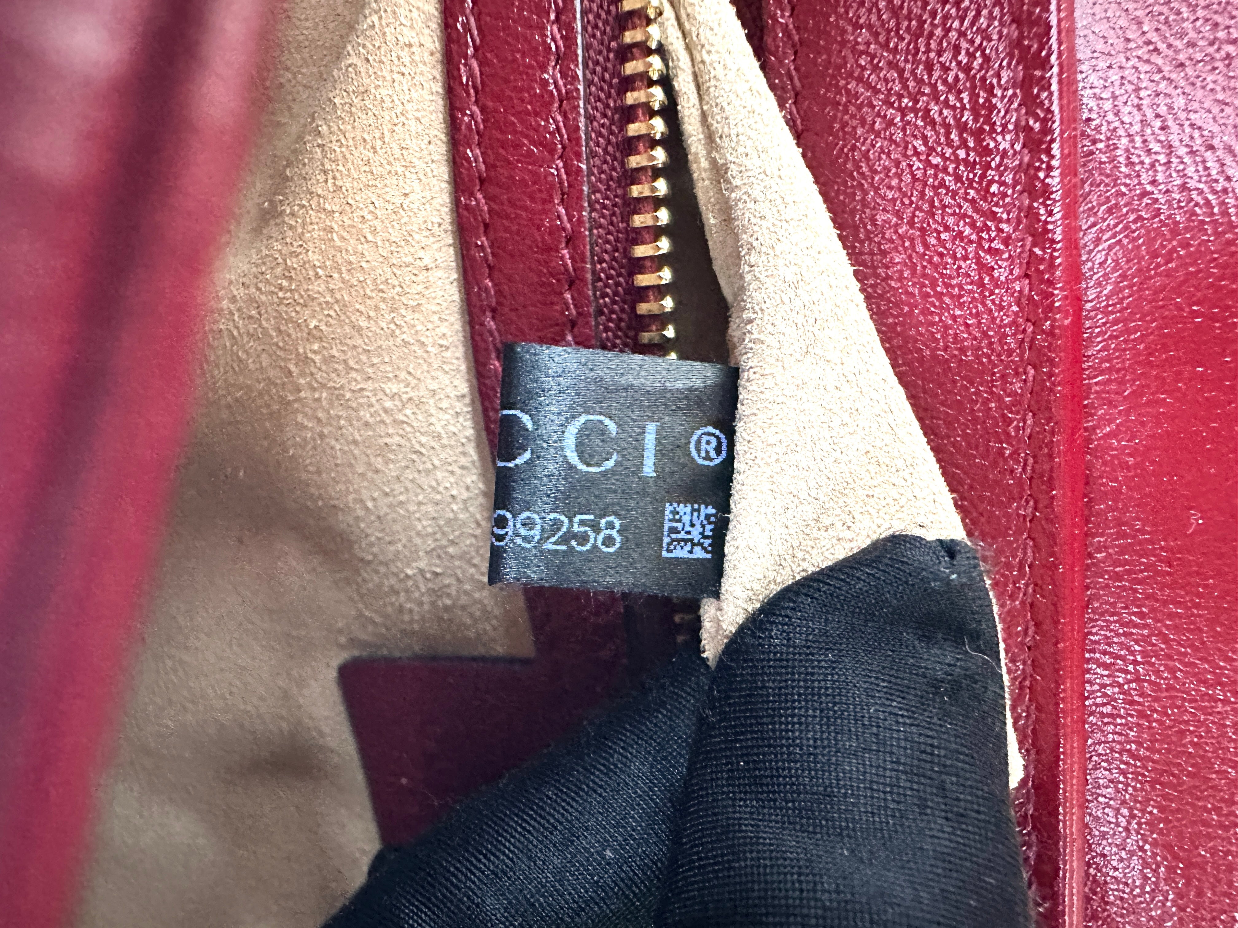Gucci GG Marmont Beige Canvas Shoulder Bag With Red Trim GG957