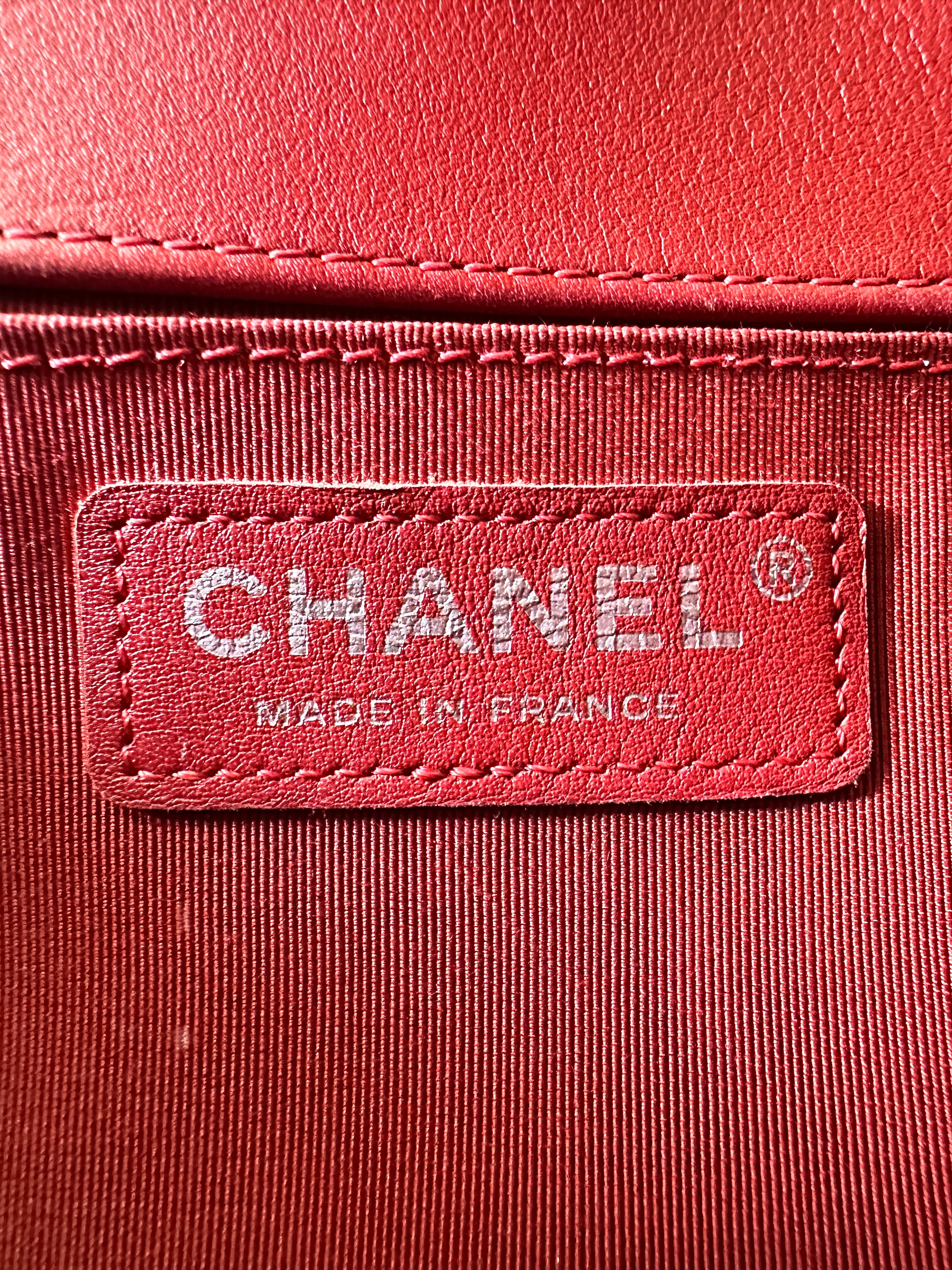 Chanel LeBoy Red Chevron Quilted Leather Flap Bag With Silver Buckle(25***10) CC1937