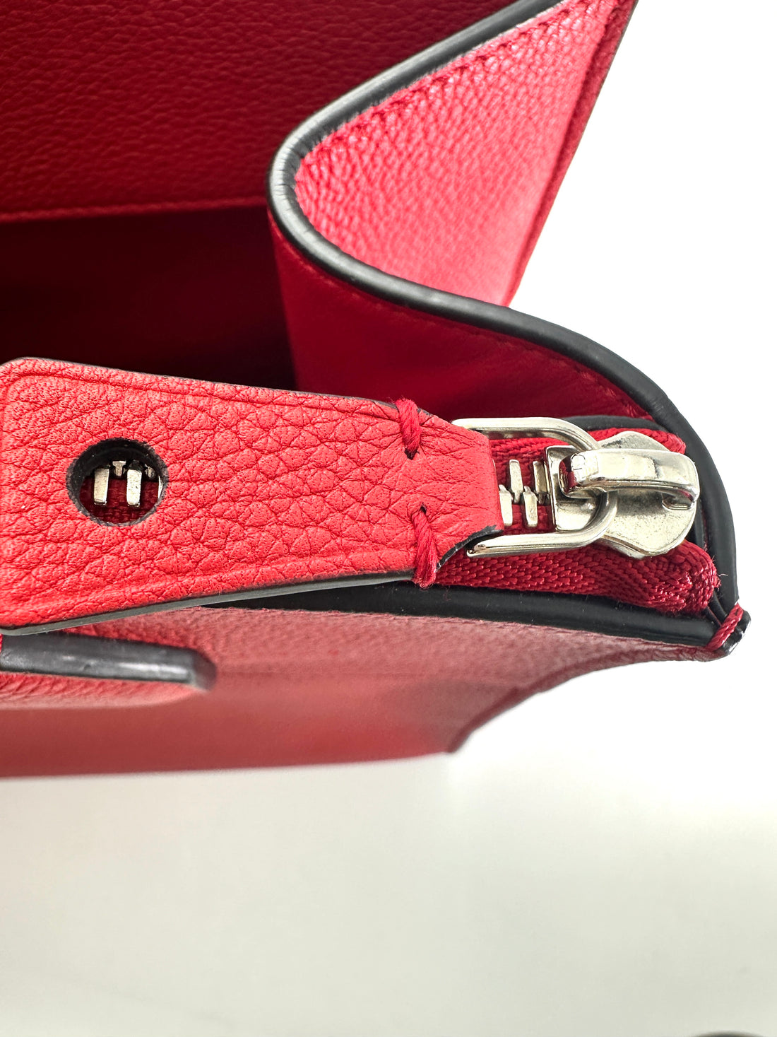 Louis Vuitton City Steamer Red Grained Leather Handle Bag LV2706