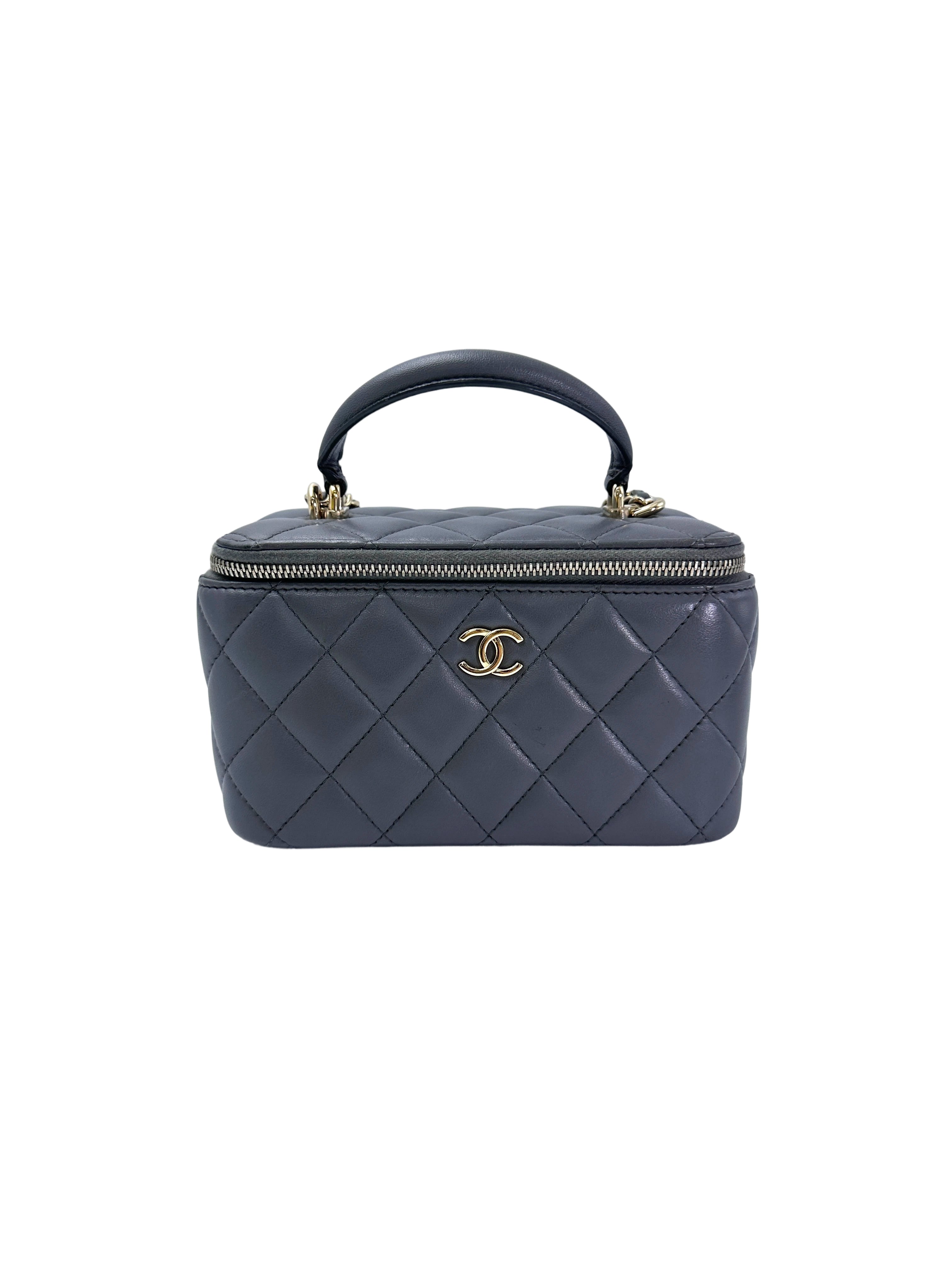 Chanel 22A Grey Quilted Leather Top Handle Vanity Case(PU***TK) CC1943