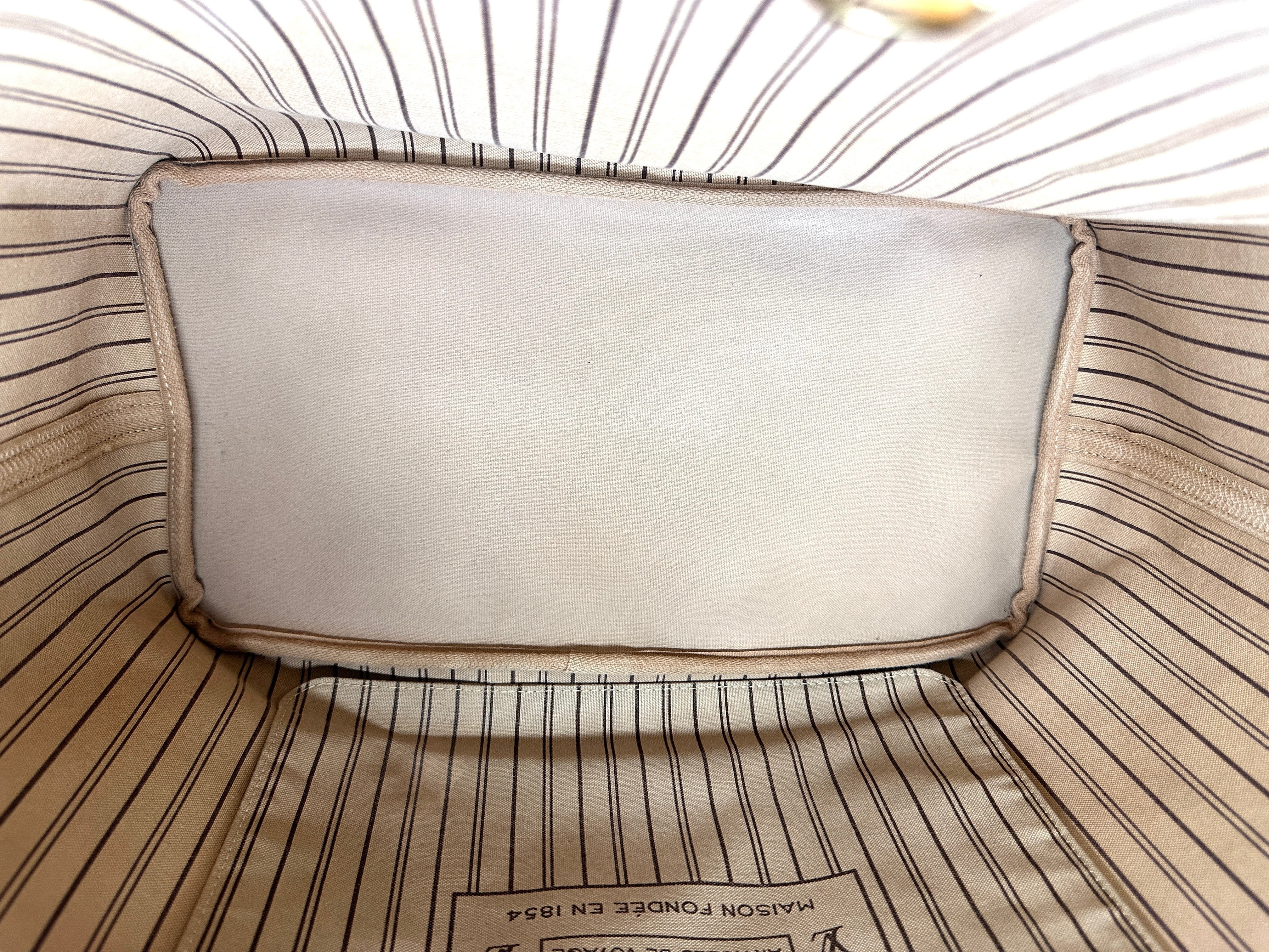 Louis Vuitton Neverfull GM Monogram Canvas Handle Bag LV2712