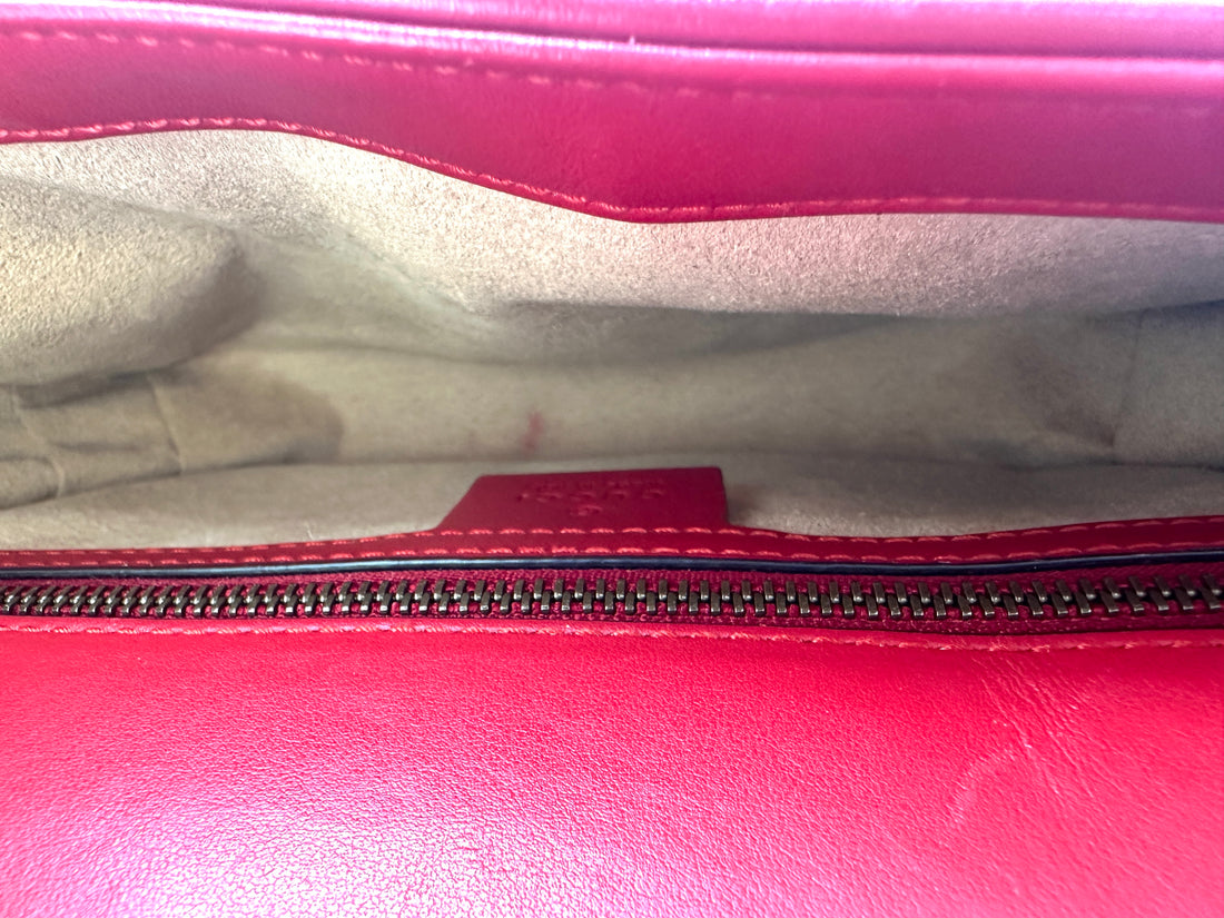 Gucci GG Marmont Red Matelasse Leather Shoulder Bag GG959