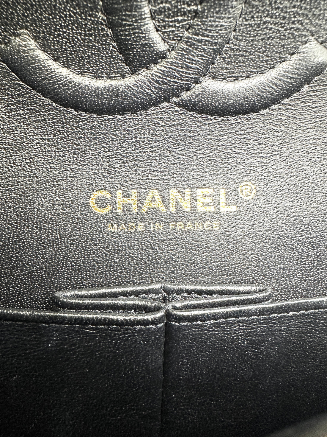 Chanel Classic Flap Black Chevron Quilted Leather Medium Size Shoulder Bag With Gold Buckle(26***50) CC1944