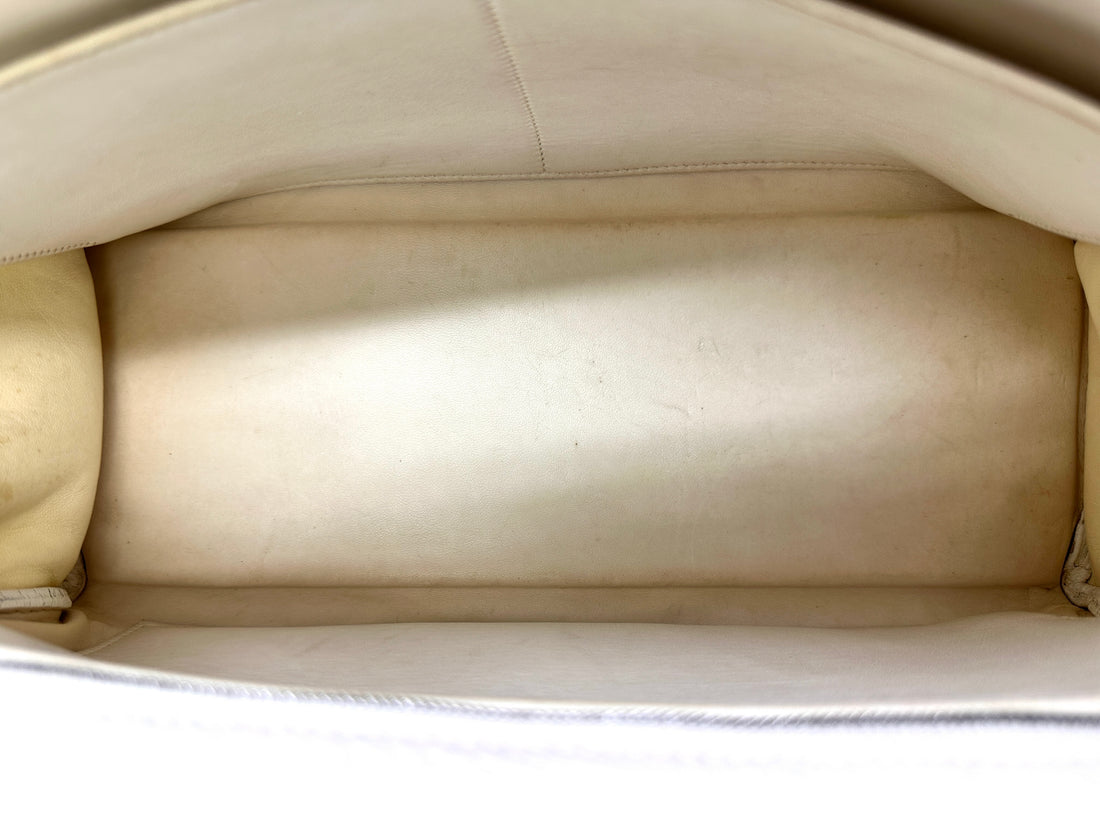 Hermes Kelly White Leather Handle Bag With Silver Buckle HR108