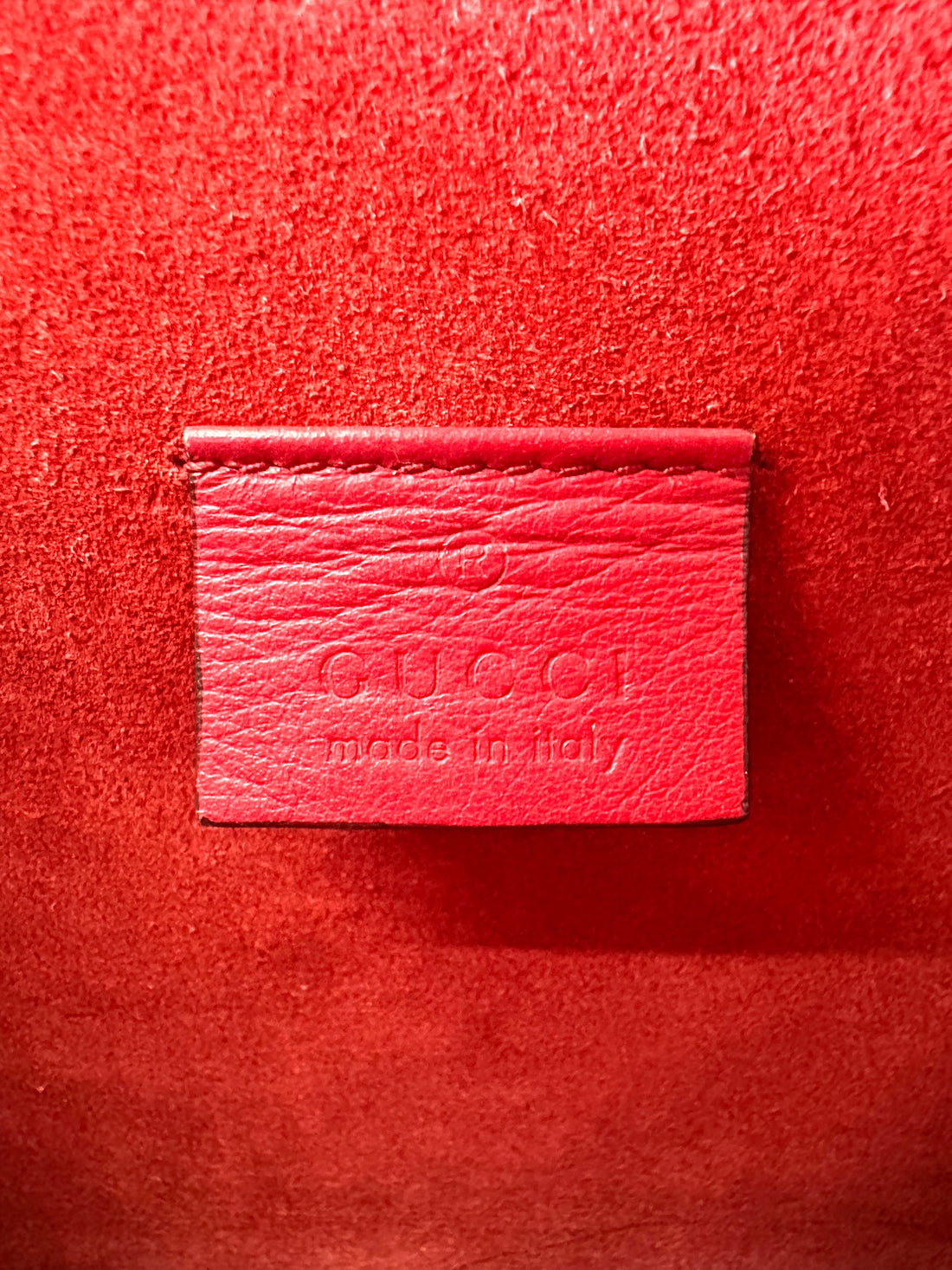 Gucci Dionysus GG Supreme Canvas Small Size Shoulder Bag With Red Trim GG967