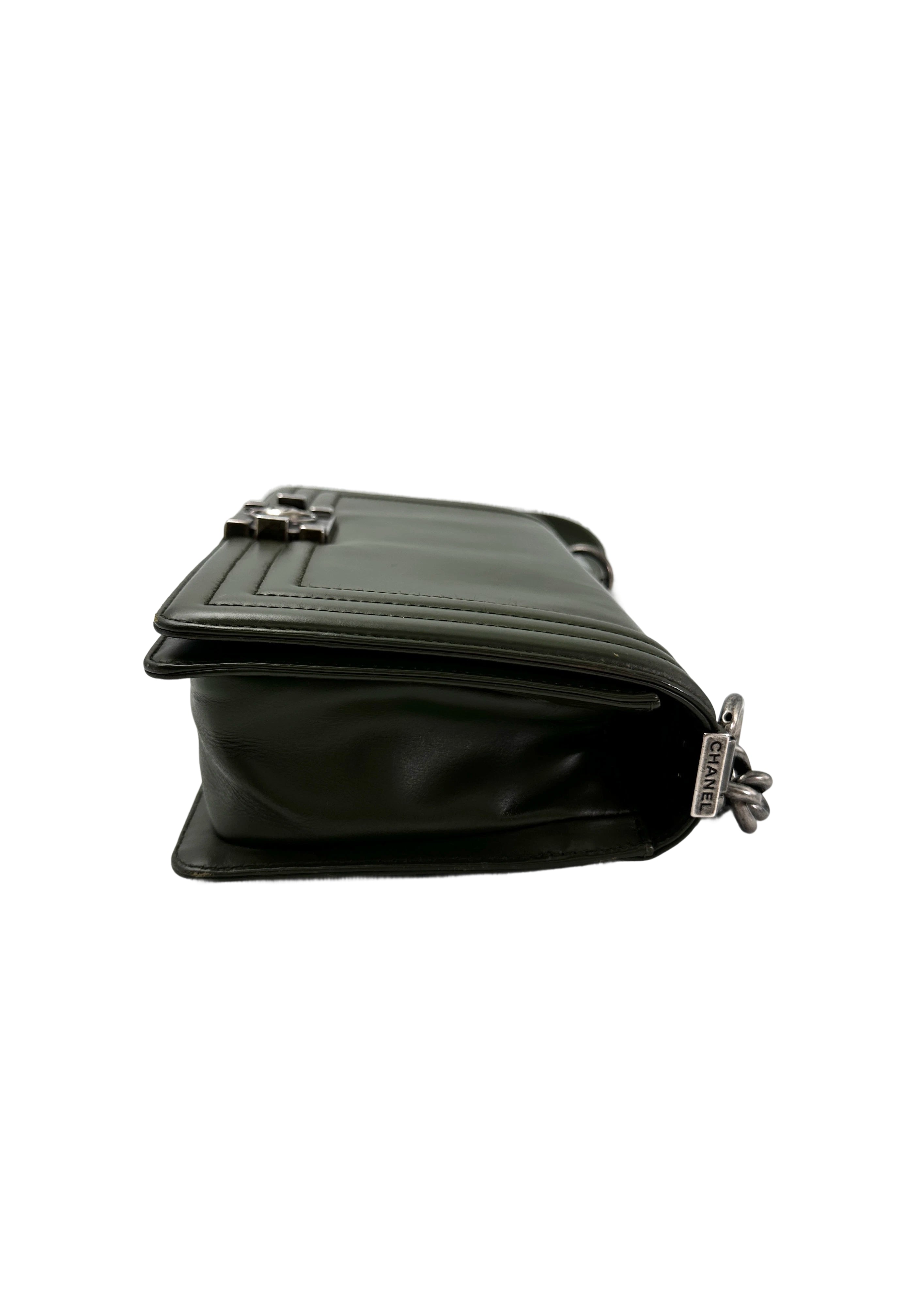 Chanel LeBoy Green Leather Medium Size Flap Bag(15***19) CC1945