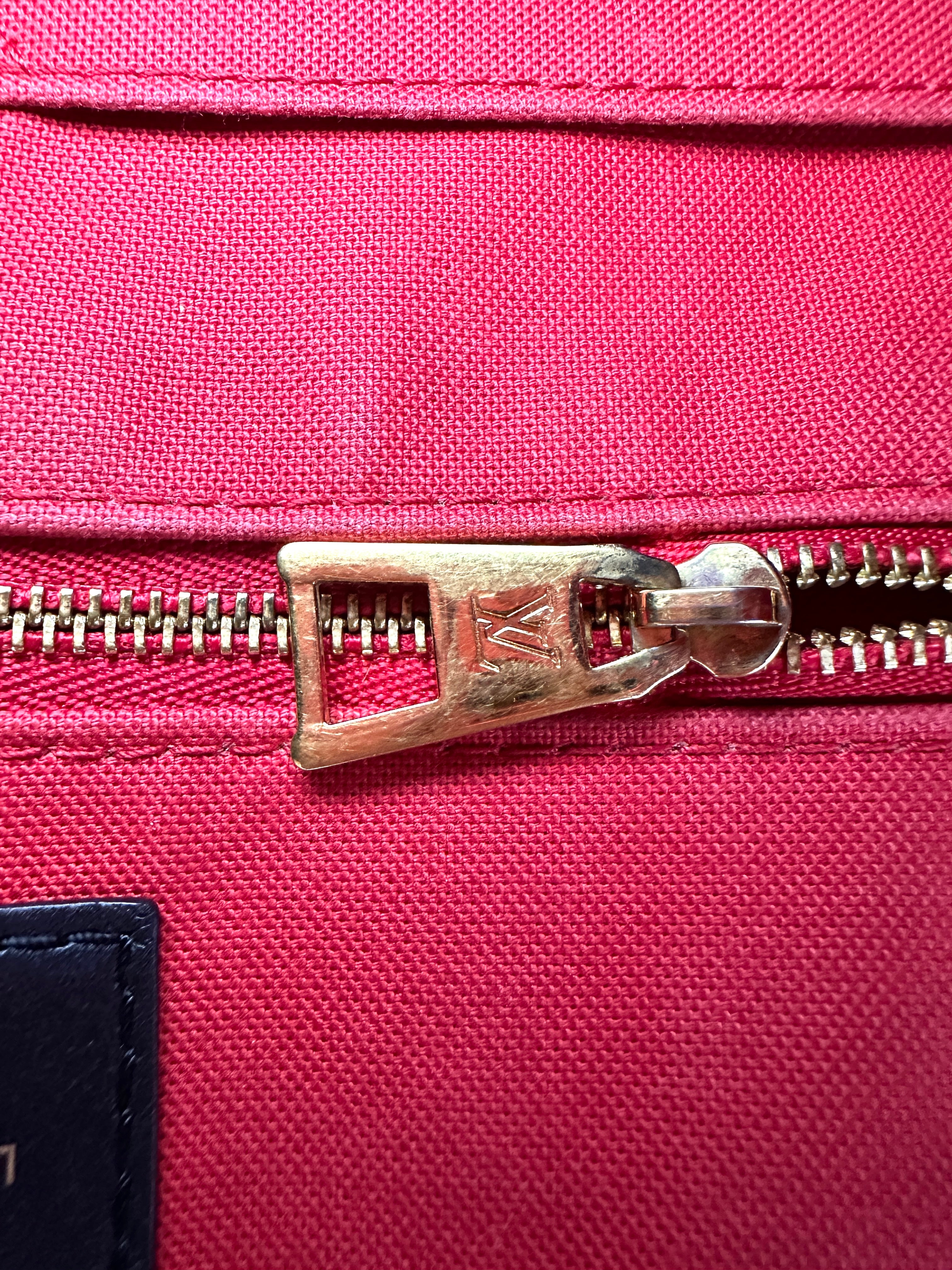 Louis Vuitton Onthego GM Monogram Canvas Handle Bag LV2718