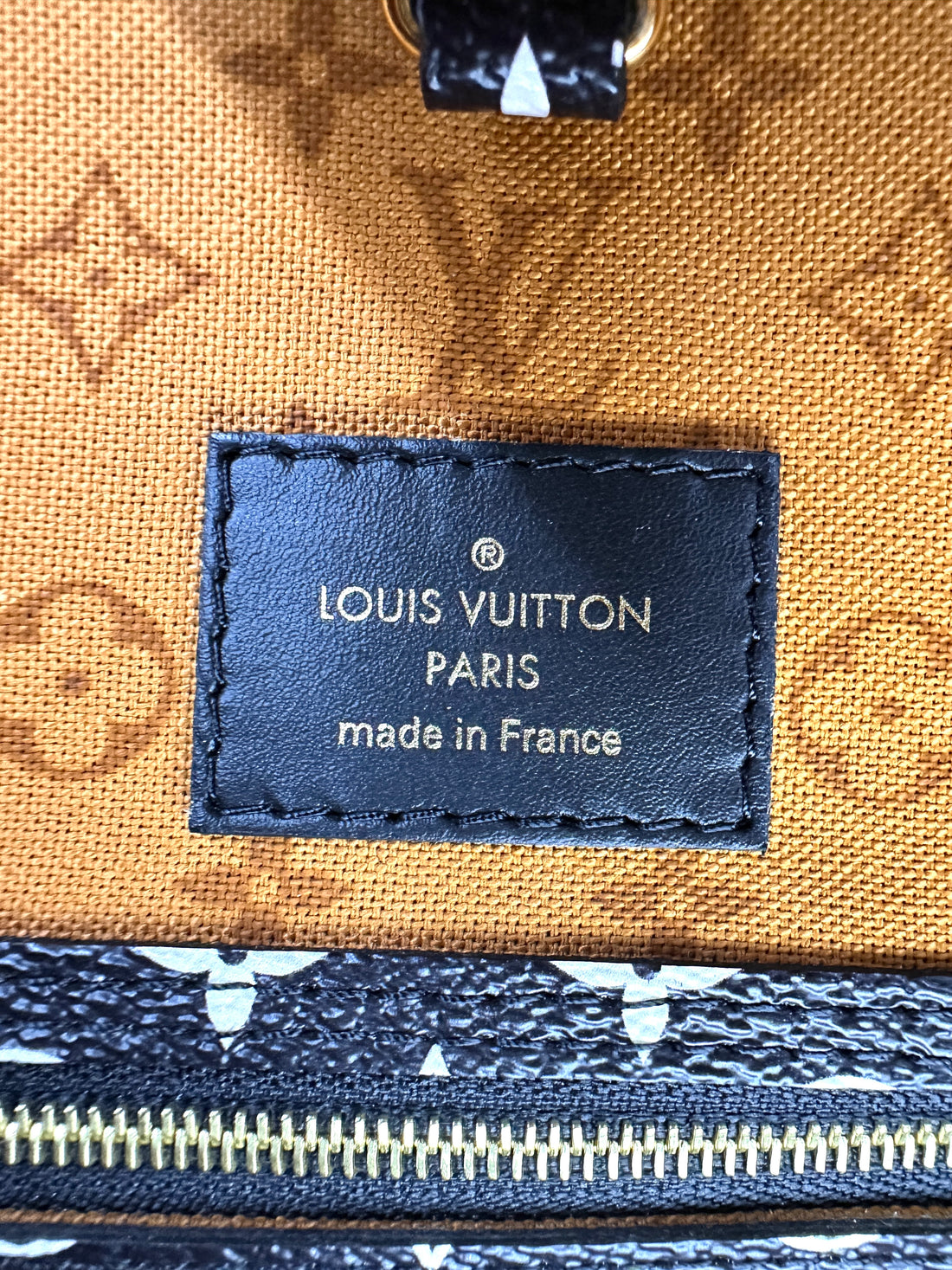 Louis Vuitton Neverfull MM Crafty Caramel/White Gaint Monogram Canvas Tote Bag LV2715