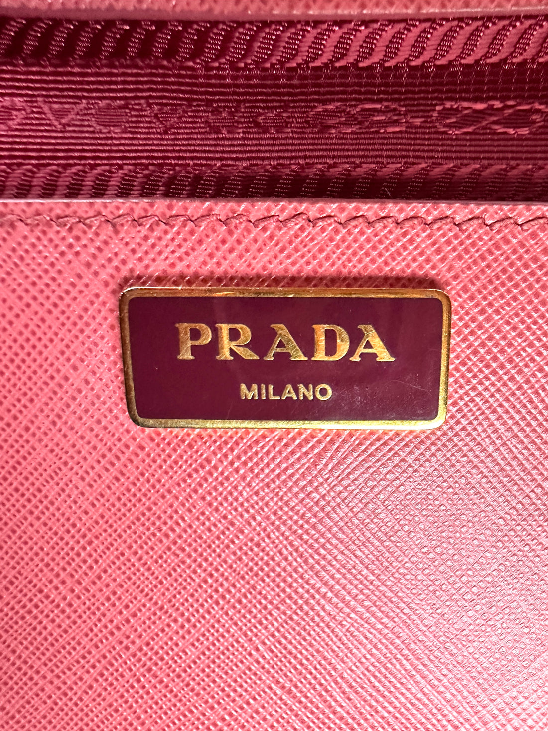 Prada Galleria Pink Saffiano Leather Handle Bag PR322