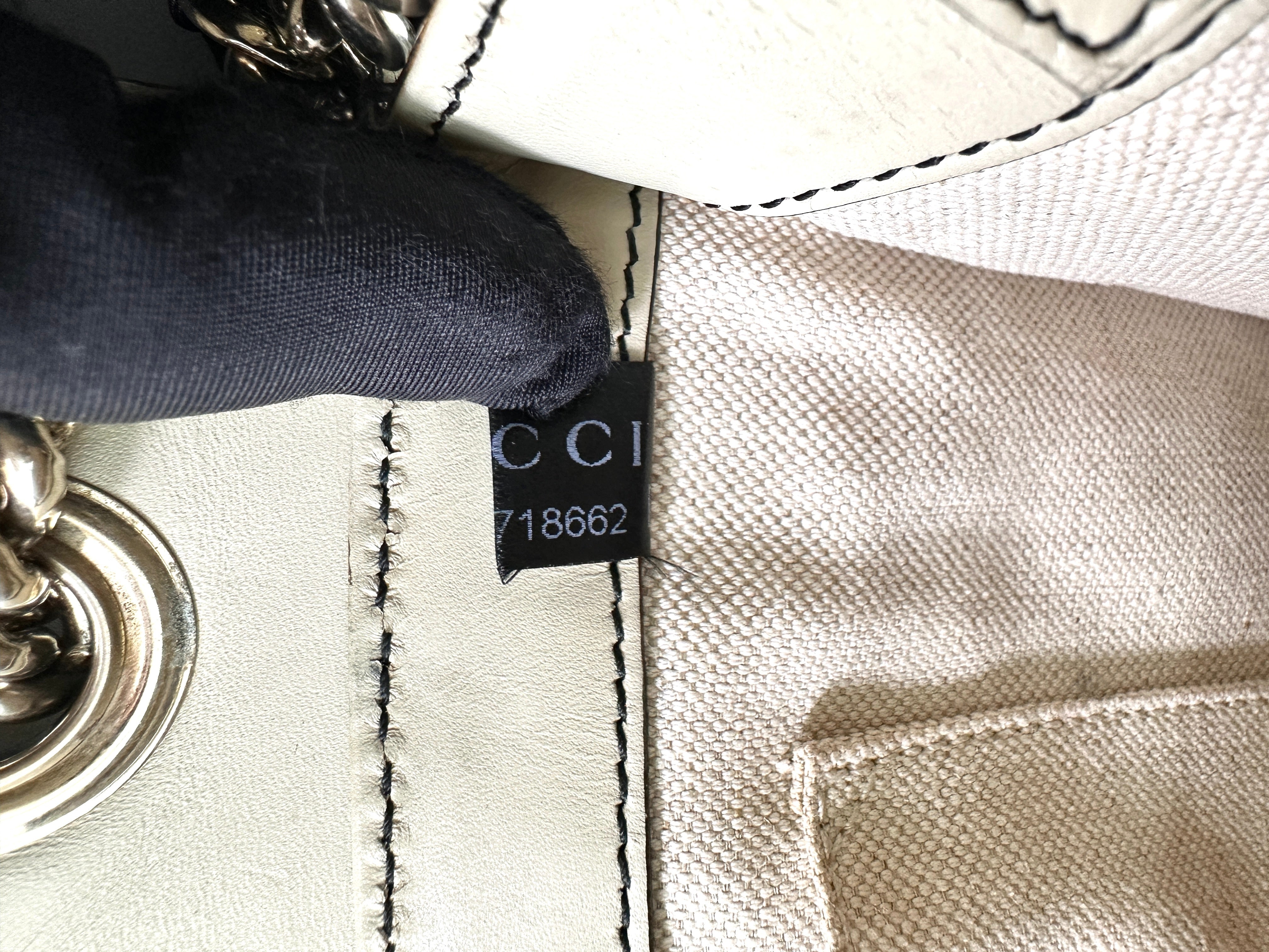 Gucci Emily GG Canvas & White Leather Shoulder Bag GG978