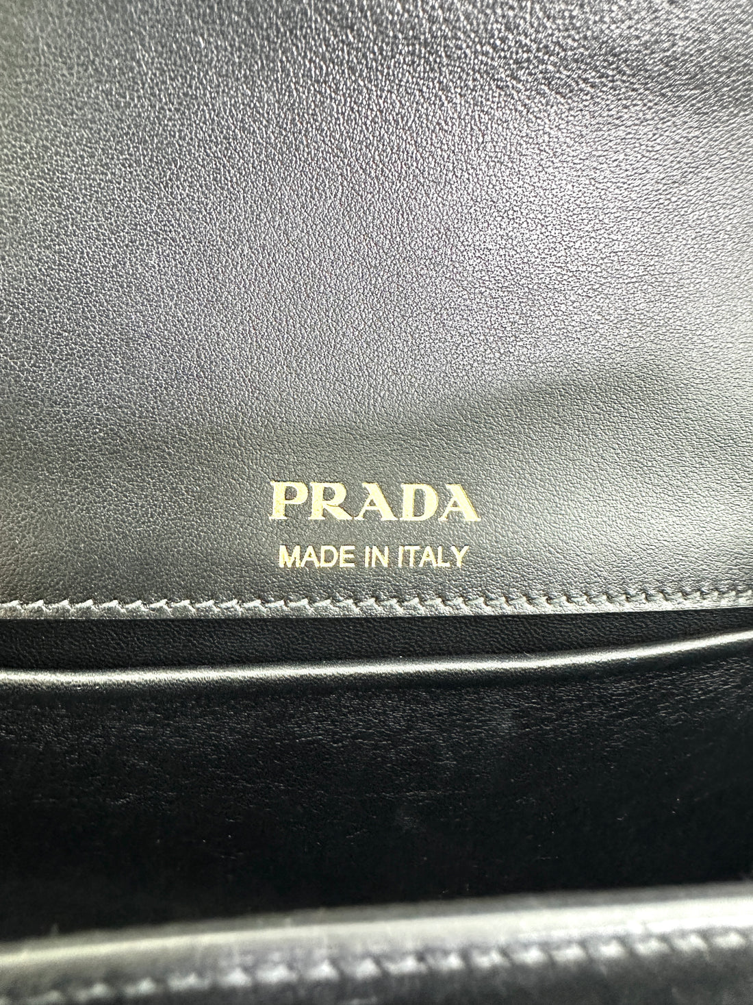 Prada Sidonie Black Leather Shoulder Bag With Gold Hardware PR324