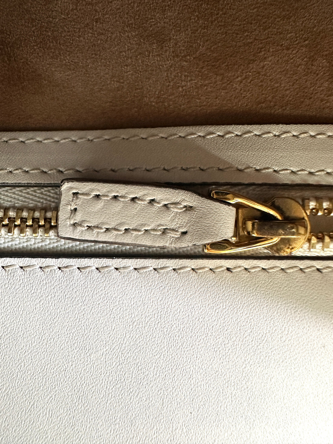 Gucci Sylvie White Leather Shoulder Bag GG970