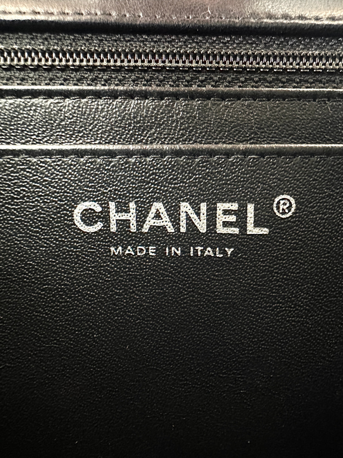 Chanel Classic Flap Black Quilted Lambskin Medium Size Shoulder Bag With Valentine Charms(19***54) CC1947