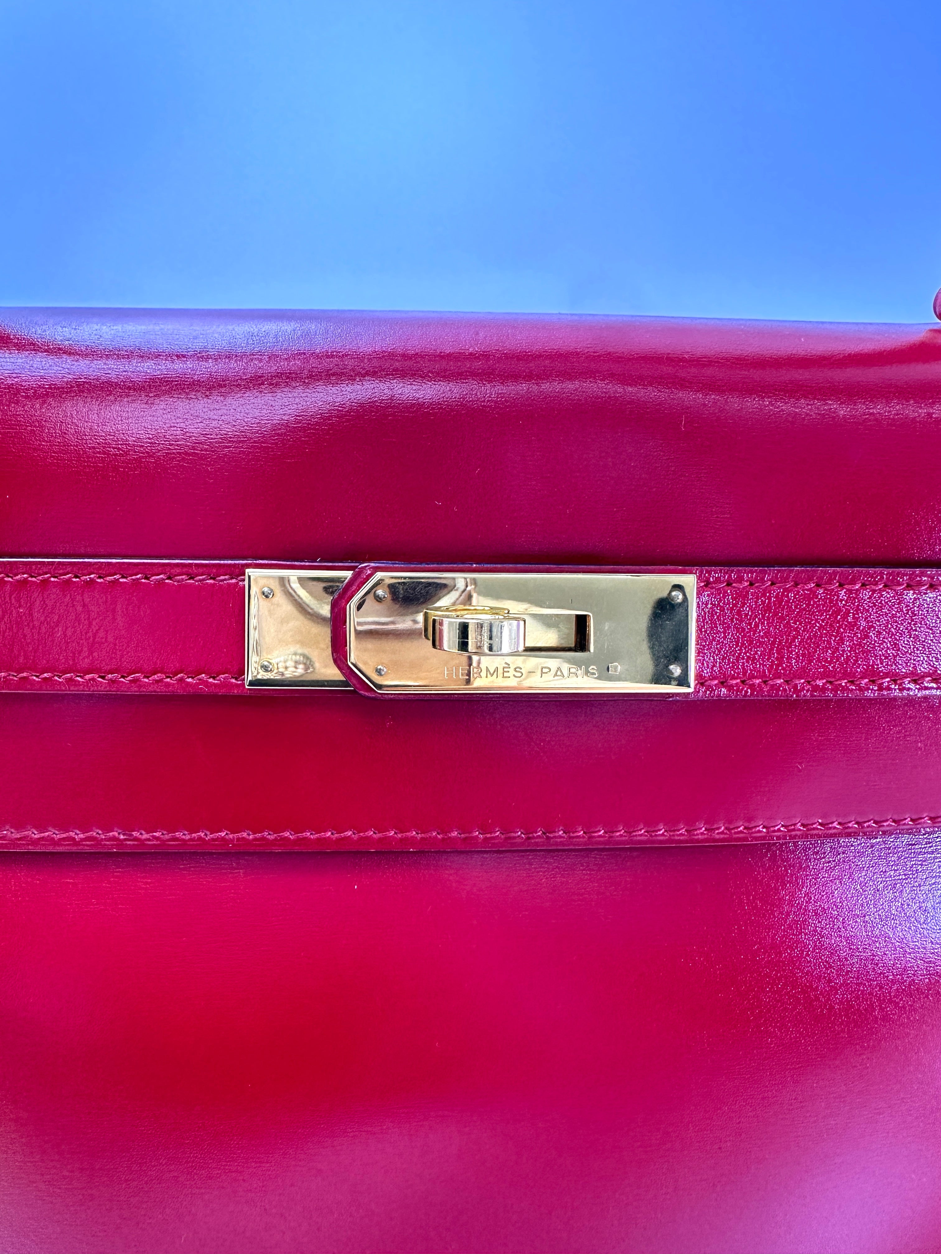 Hermes Kelly Red Leather Handle Bag With Gold Buckle HR109