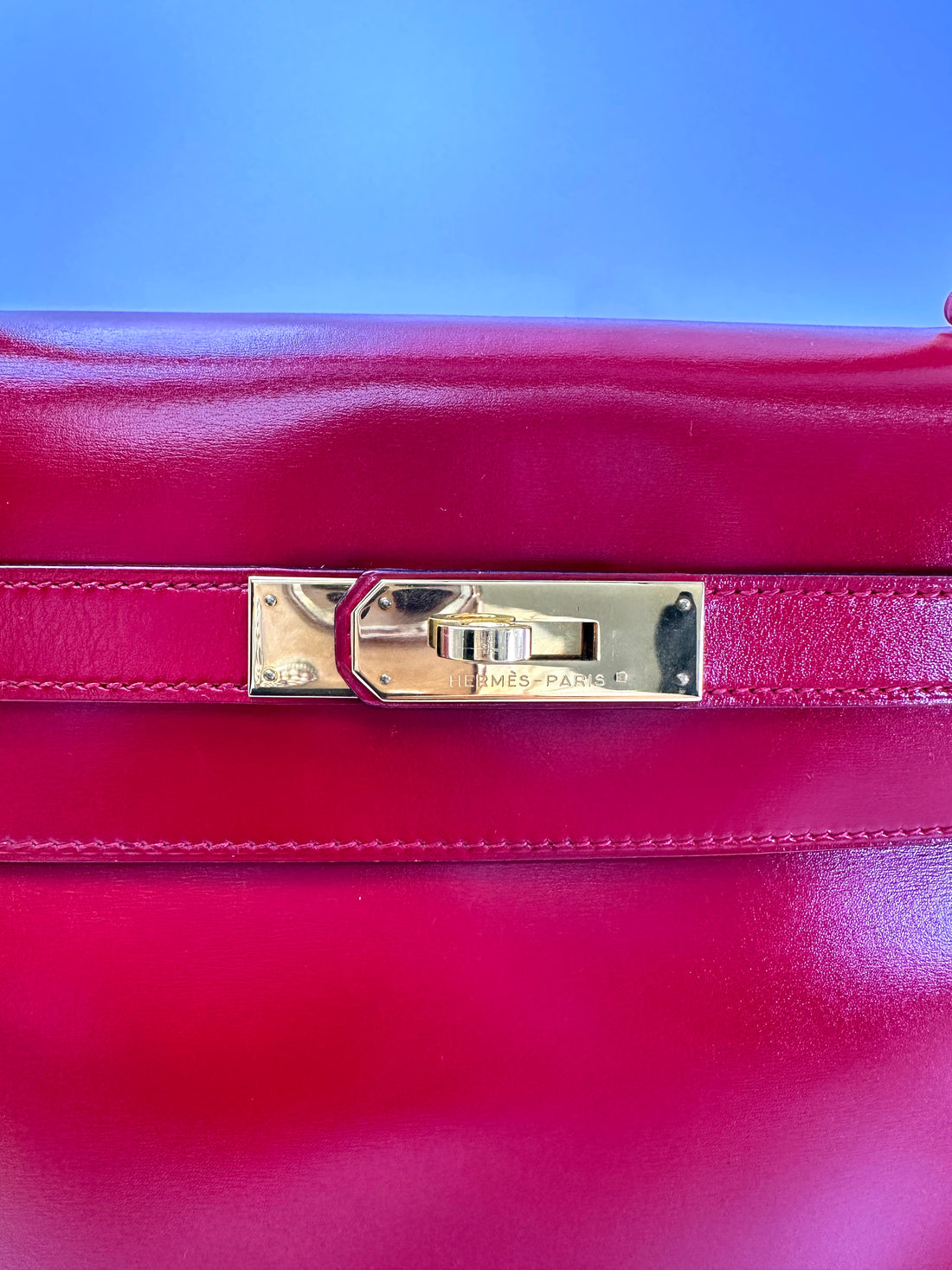 Hermes Kelly Red Leather Handle Bag With Gold Buckle HR109