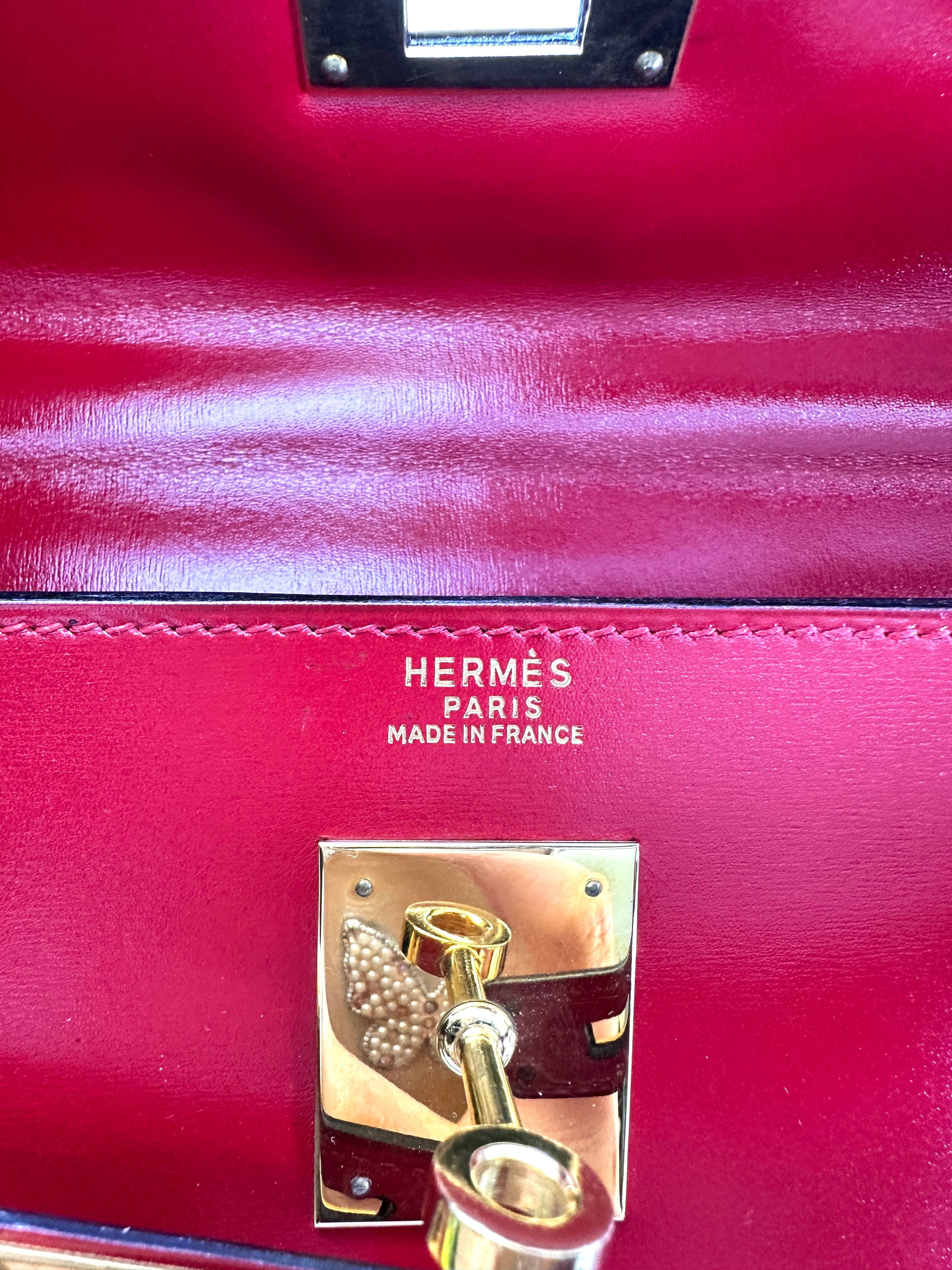 Hermes Kelly Red Leather Handle Bag With Gold Buckle HR109