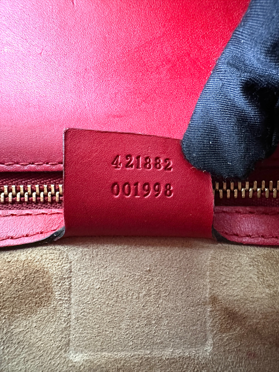Gucci Sylvie Red Leather Medium Size Shoulder Bag GG979