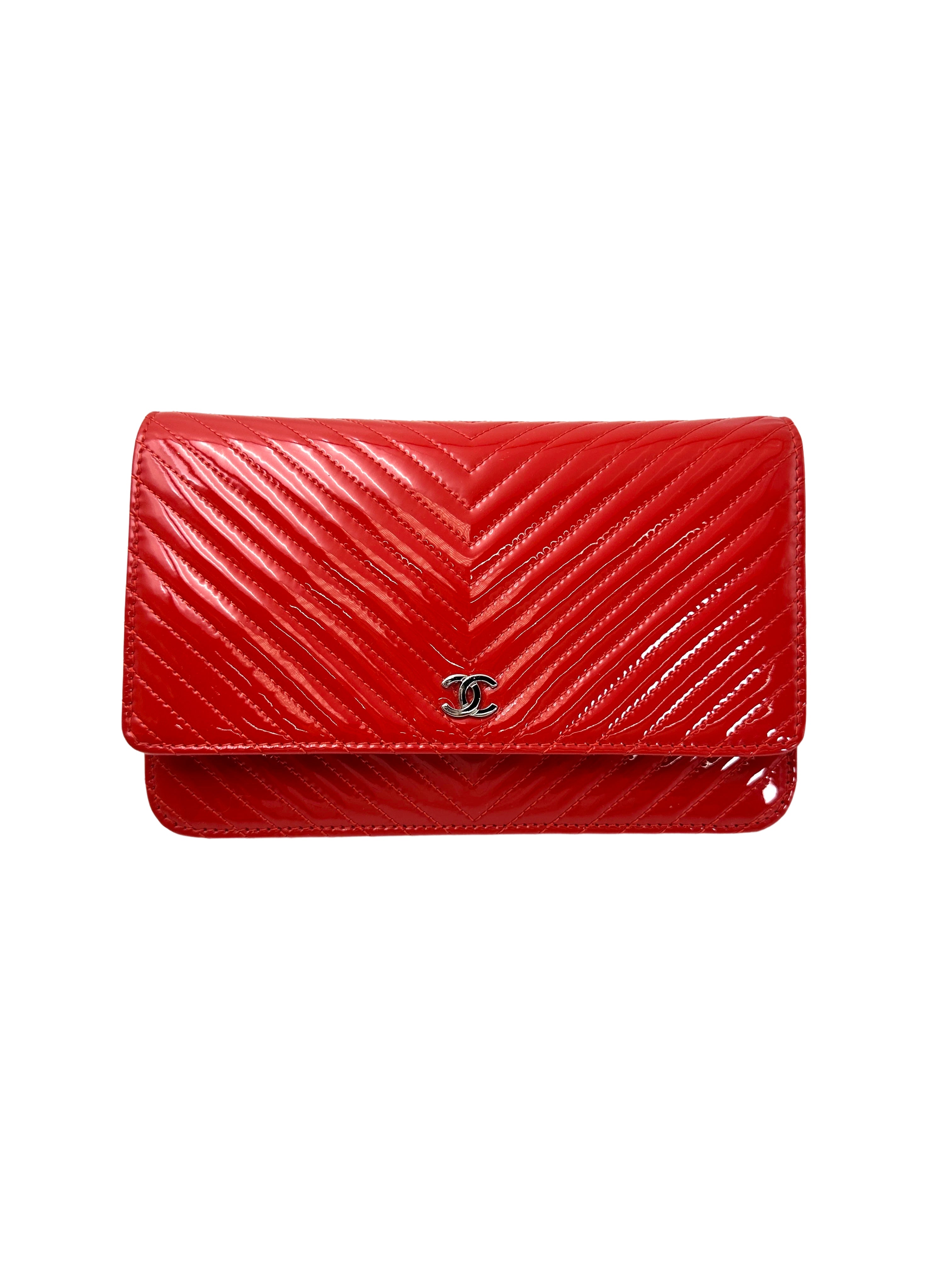 Chanel Red Chevron Quilted Patent Leather Wallet On Chain(20***35) CC1951